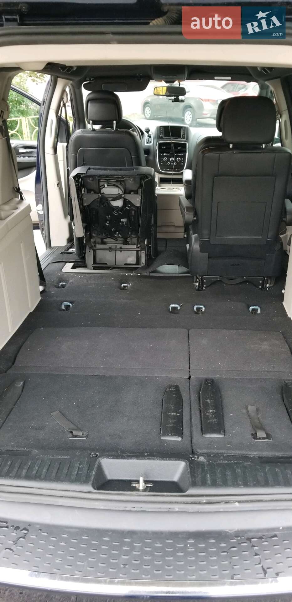 Dodge Grand Caravan 2017 VIN 2C4RDGCG1HR694342 фото оголошення 9 з 23
