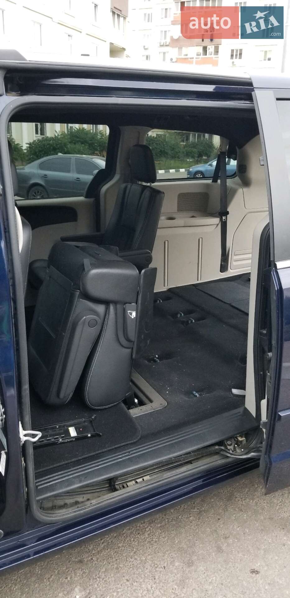 Dodge Grand Caravan 2017 VIN 2C4RDGCG1HR694342 фото оголошення 13 з 23