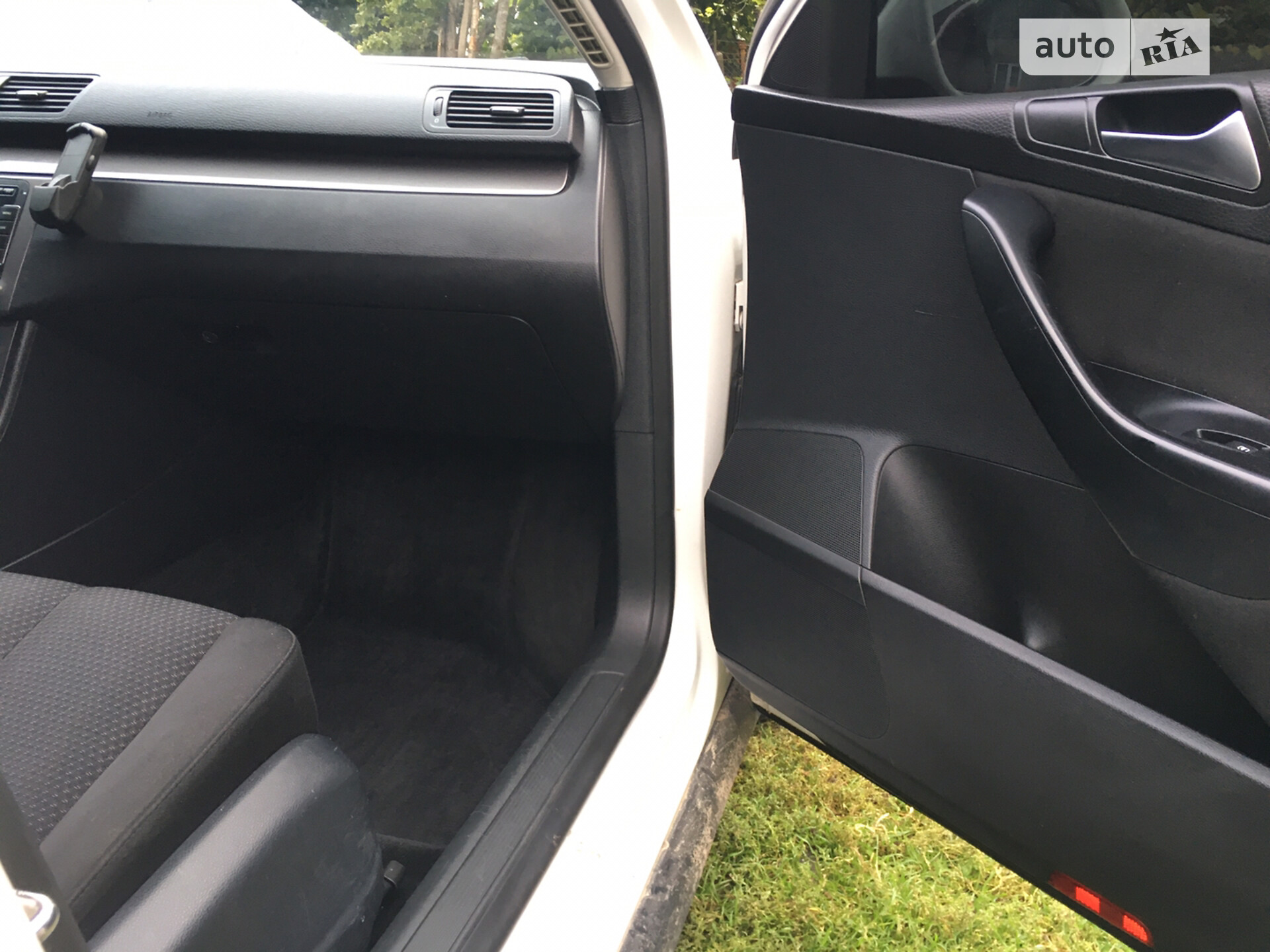Volkswagen Passat 2008 VIN WVWZZZ3CZ9E030457 фото оголошення 4 з 38