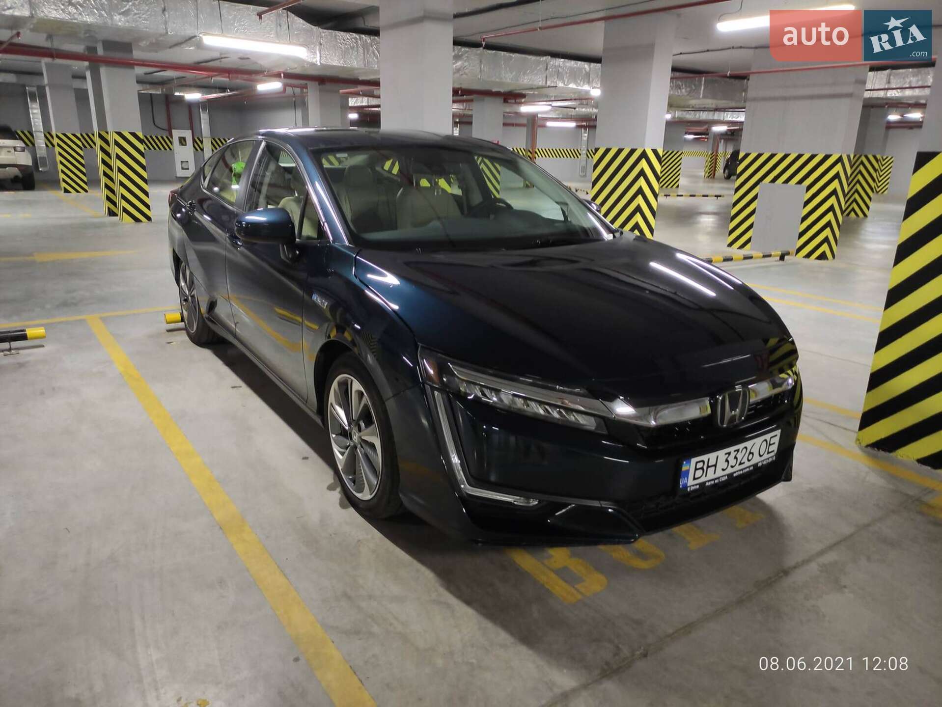 Honda Clarity 2018 VIN JHMZC5F1XJC006950 фото оголошення 3 з 19