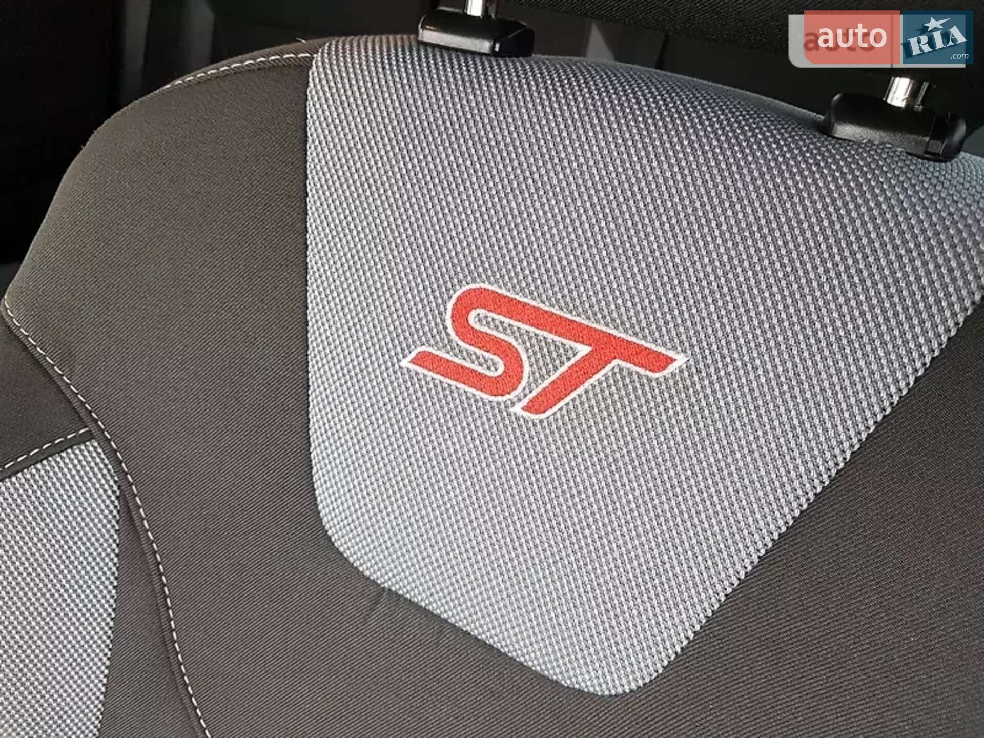 Ford Focus 2017 VIN 1FADP3L96HL275235 фото оголошення 9 з 9