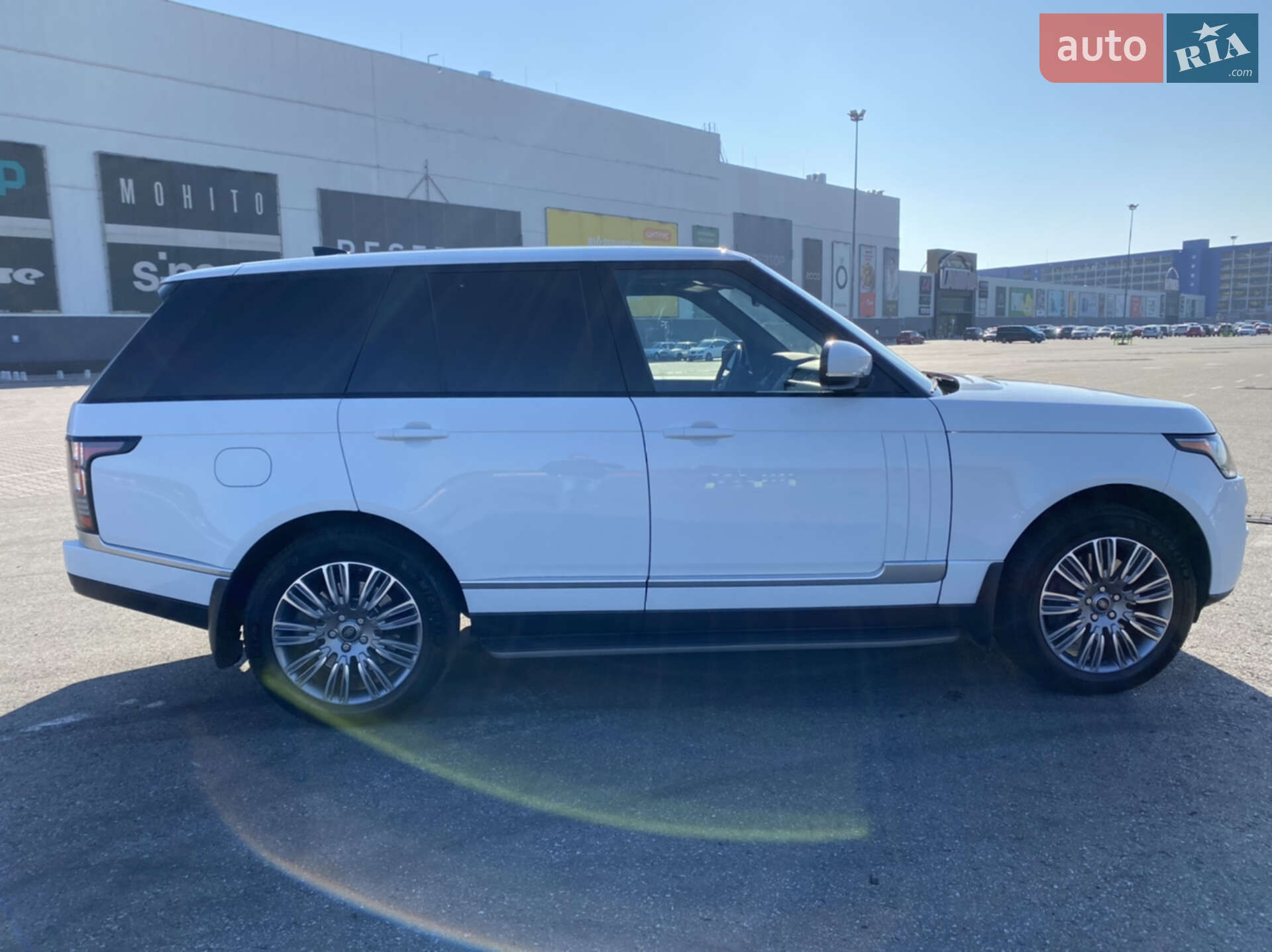 Land Rover Range Rover 2017 VIN SALGS2FV8HA377200 фото оголошення 5 з 23