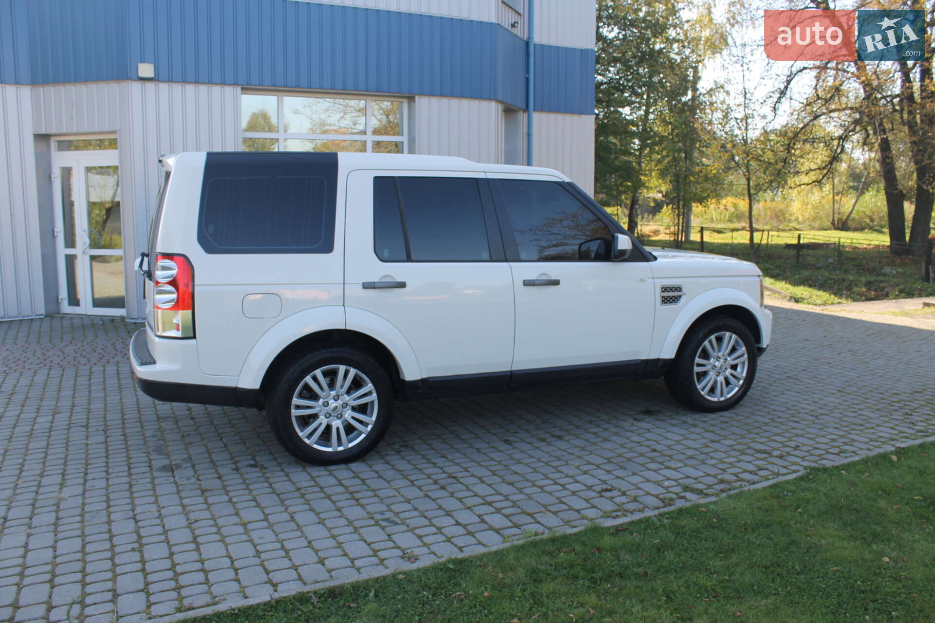 Land Rover Discovery 2010 VIN SALLAAAG4AA539696 фото оголошення 3 з 21