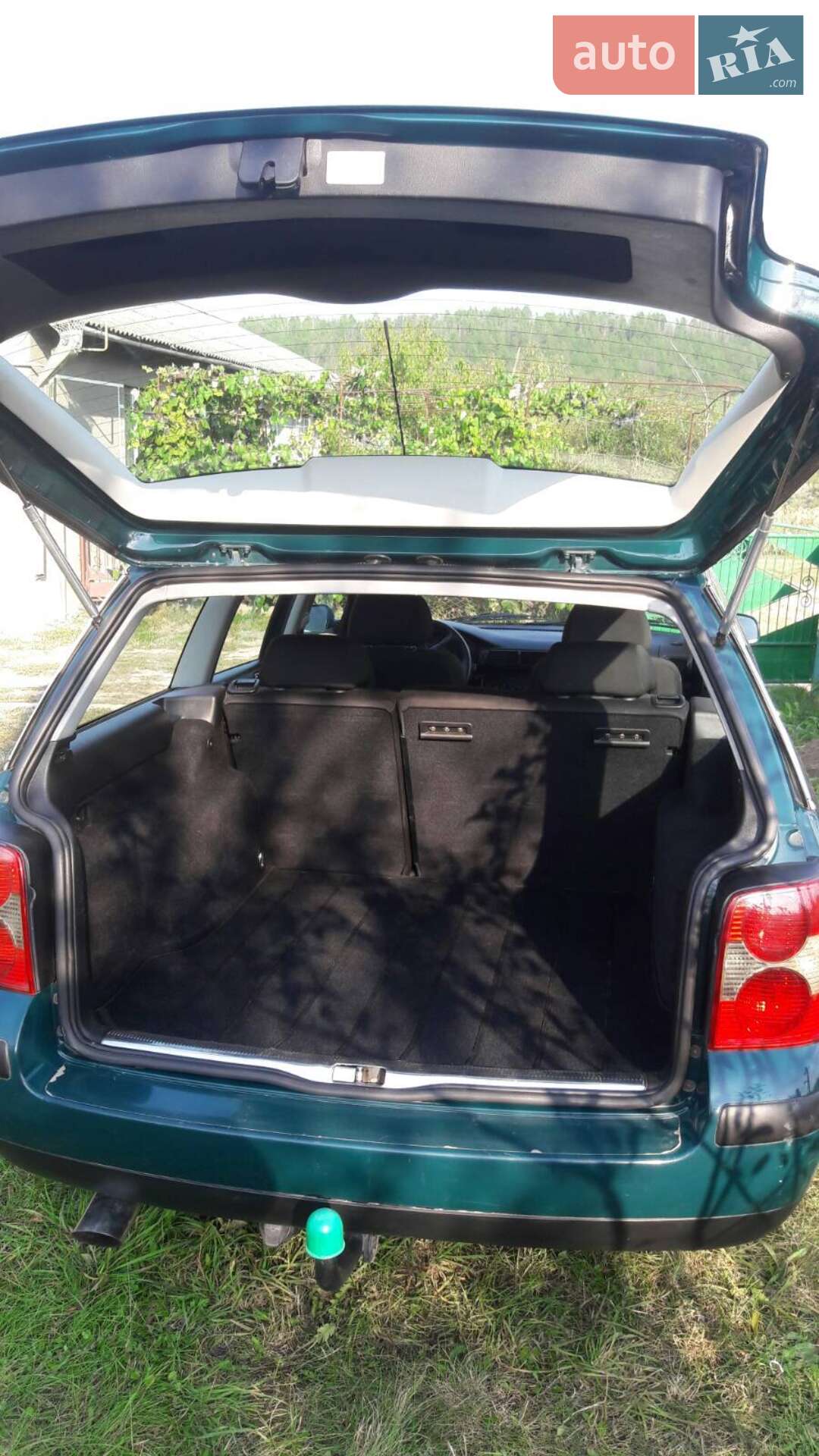 Volkswagen Passat 2001 VIN WVWZZZ3BZ1E121203 фото оголошення 4 з 15