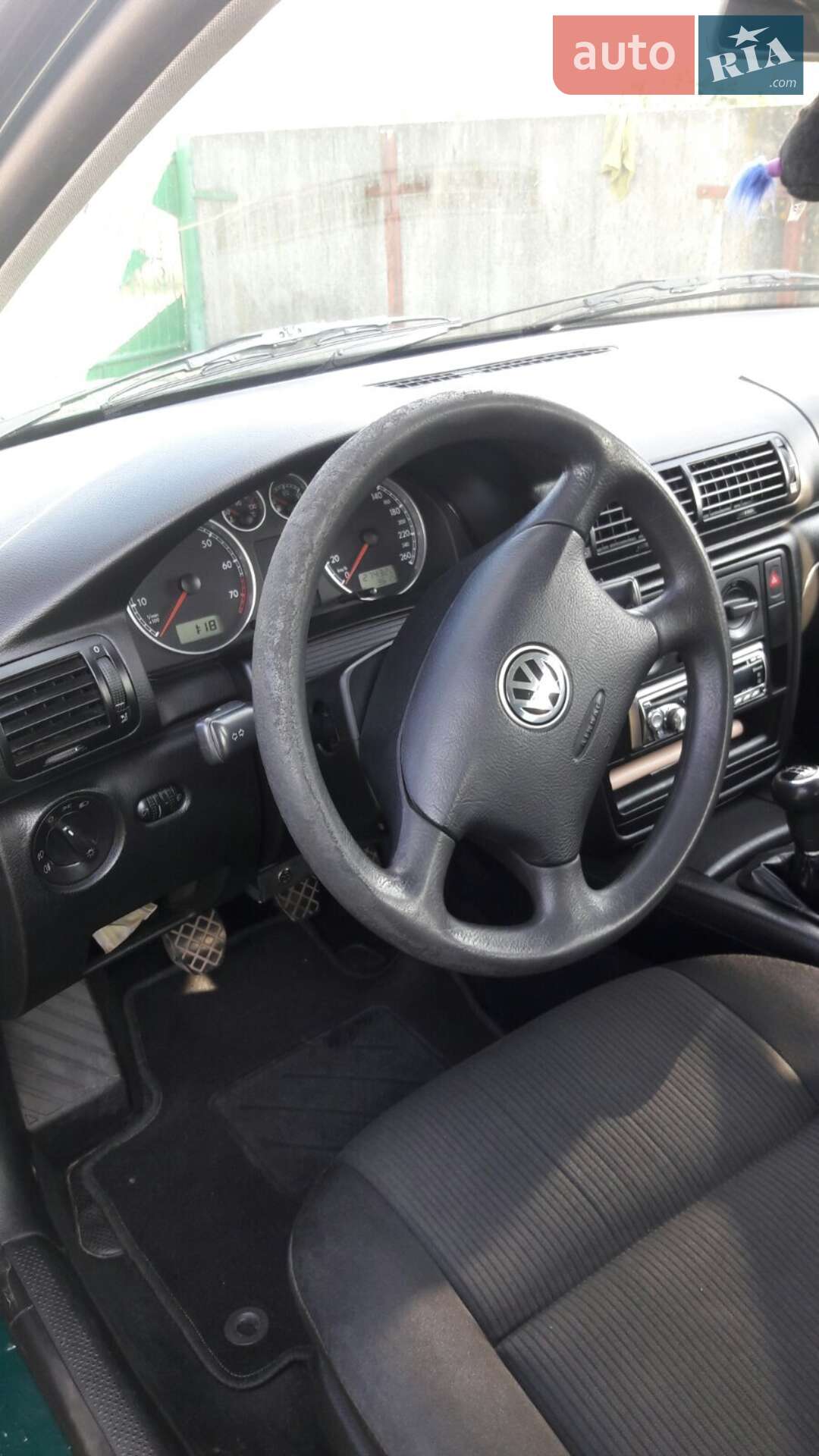 Volkswagen Passat 2001 VIN WVWZZZ3BZ1E121203 фото оголошення 6 з 15