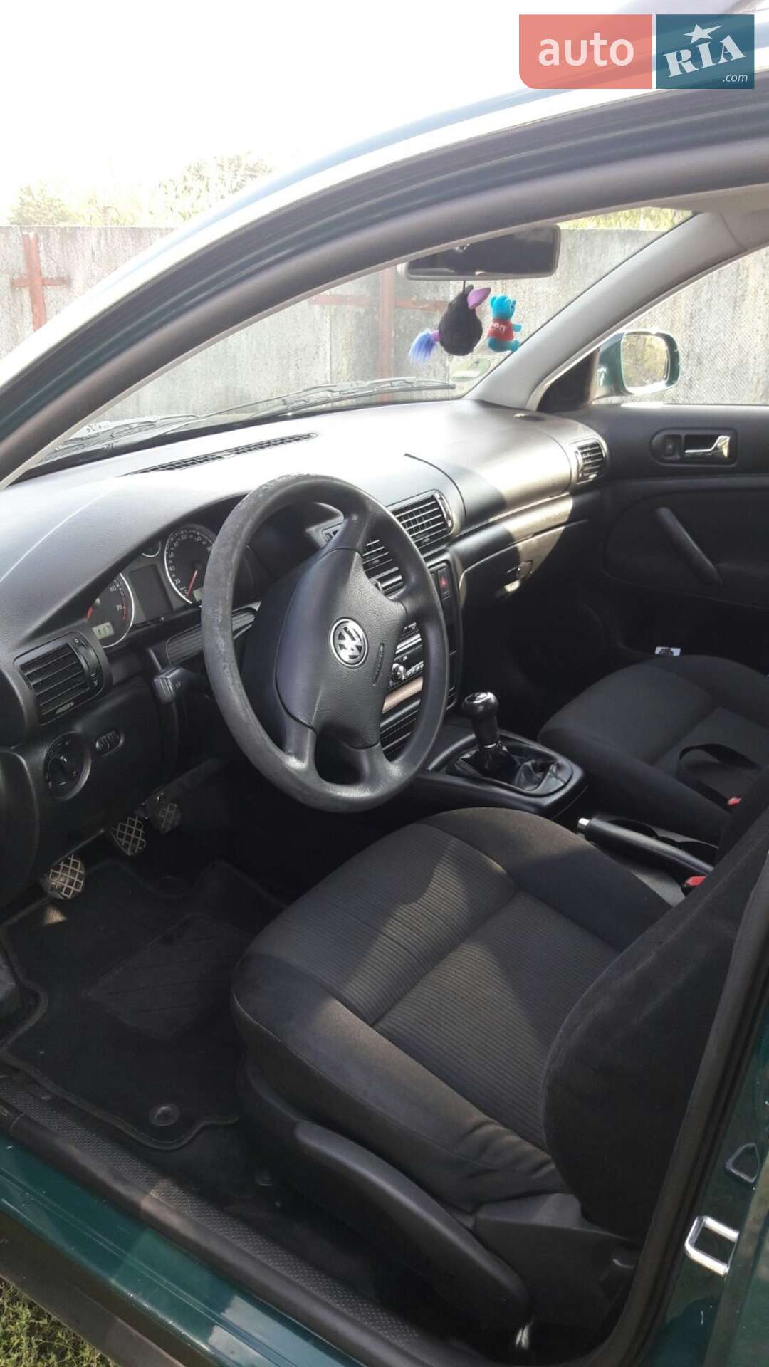 Volkswagen Passat 2001 VIN WVWZZZ3BZ1E121203 фото оголошення 13 з 15