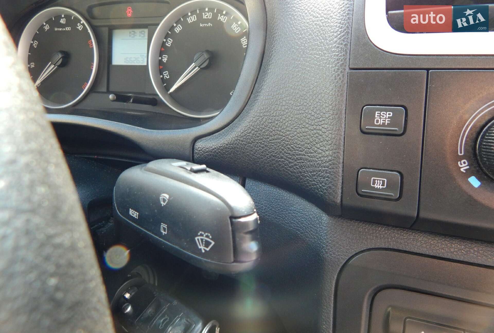 Skoda Fabia 2008 VIN TMBGC65J193052291 фото оголошення 32 з 33
