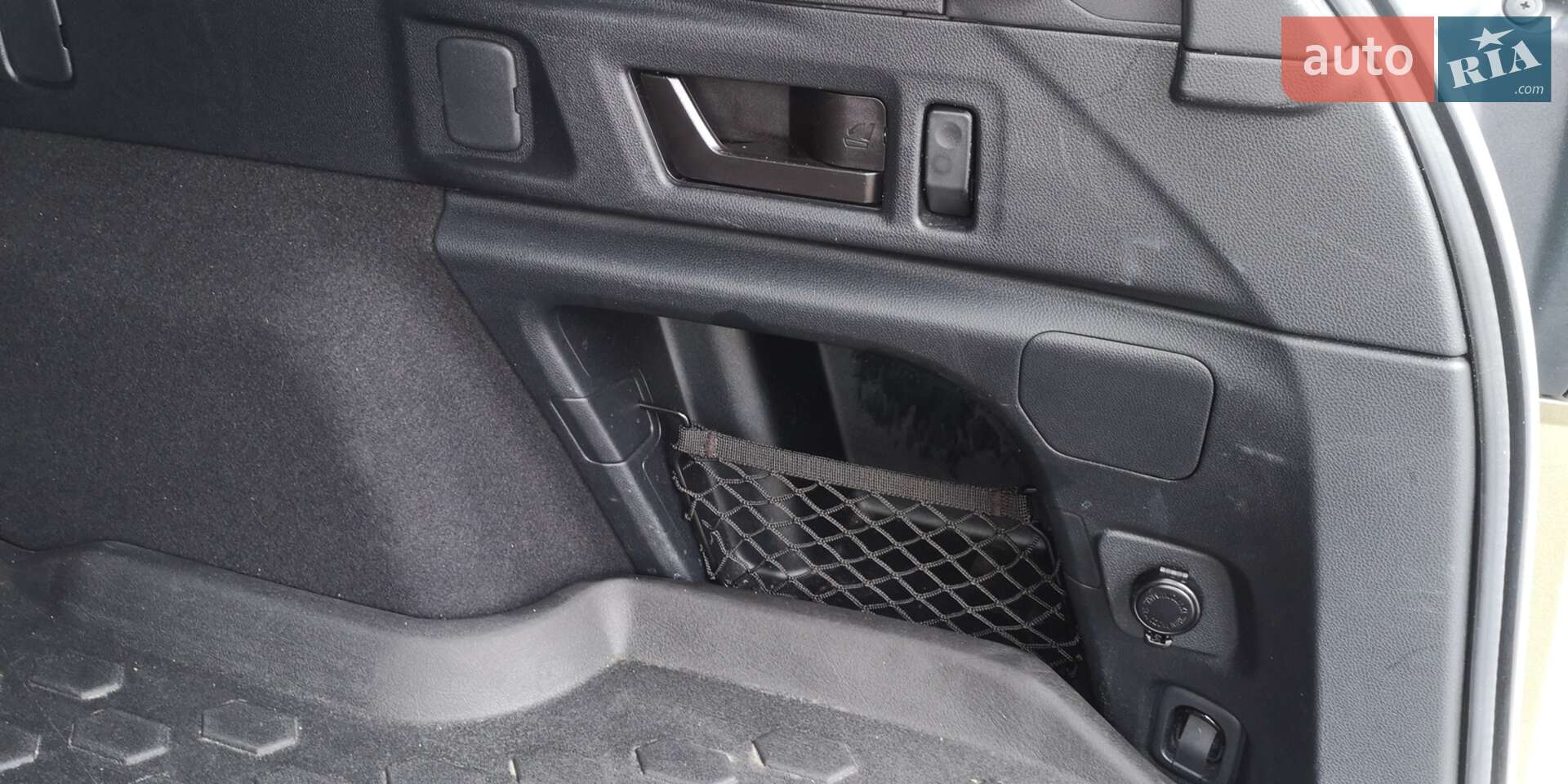 Subaru Outback 2019 VIN 4S4BTANC5L3137183 фото оголошення 18 з 67