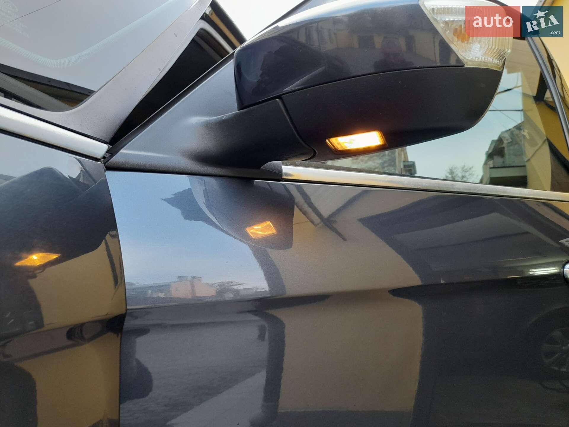 Ford Galaxy 2008 VIN WF0MXXGBWM8B24029 фото оголошення 18 з 25