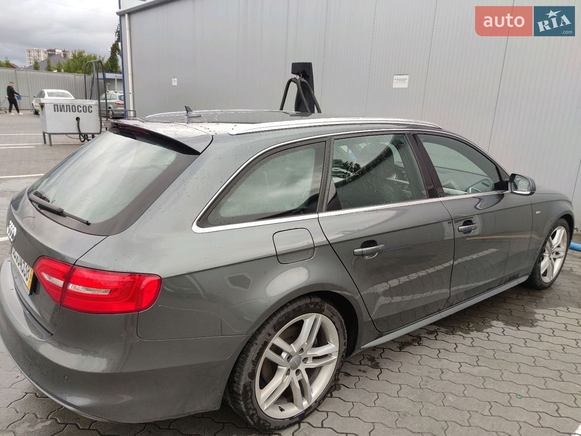 Audi A4 2014 VIN WAUZZZ8K7FA030135 фото оголошення 6 з 27