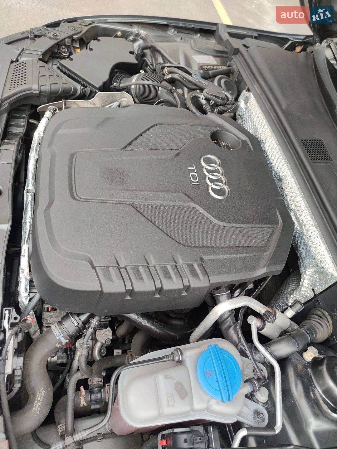 Audi A4 2014 VIN WAUZZZ8K7FA030135 фото оголошення 16 з 27