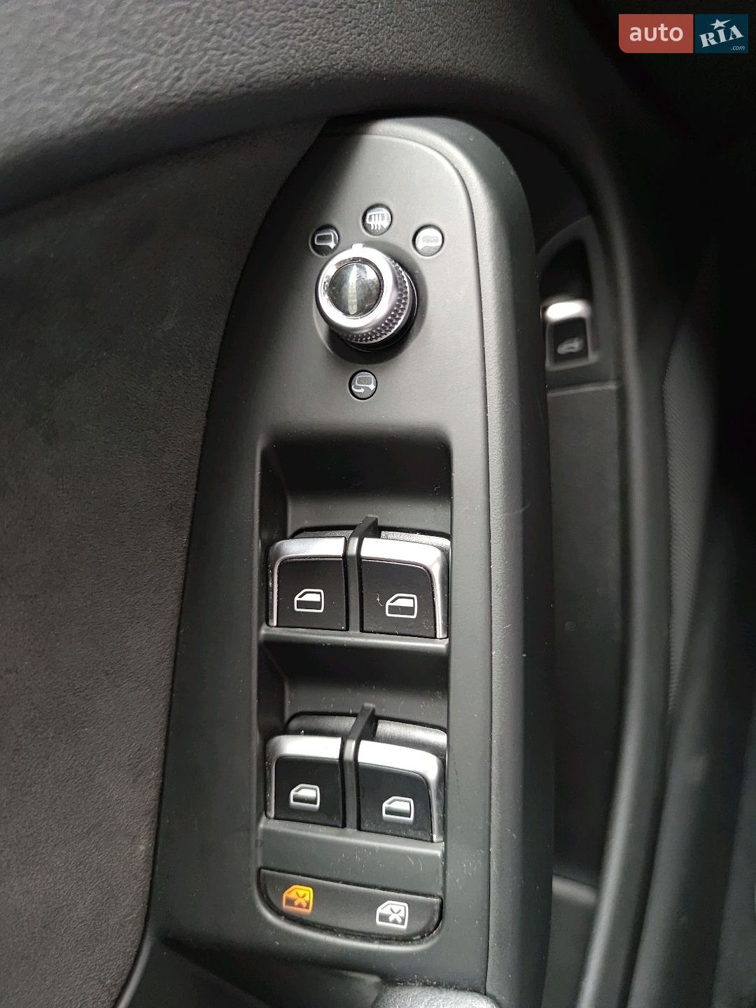 Audi A4 2014 VIN WAUZZZ8K7FA030135 фото оголошення 18 з 27