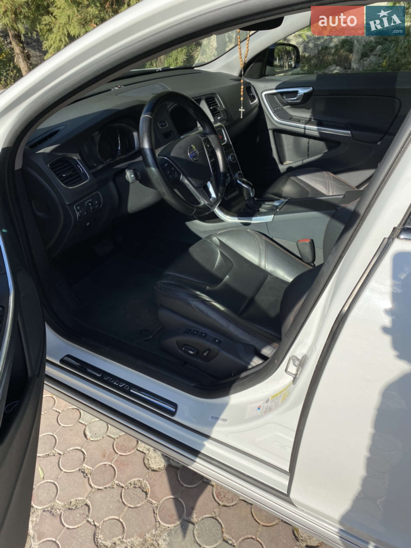 Volvo V60 2015 VIN YV4612HK6G1003270 фото оголошення 5 з 20