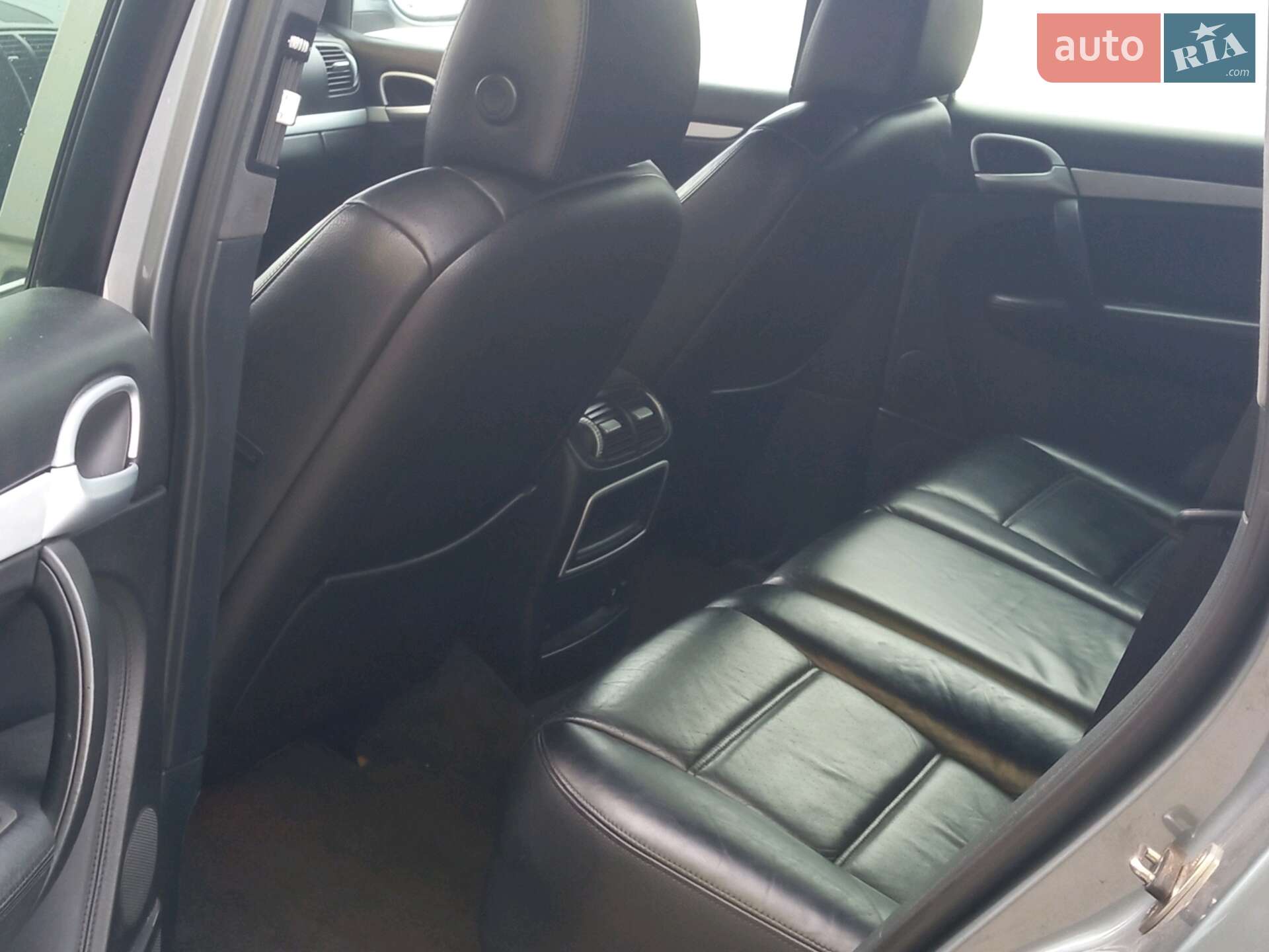 Porsche Cayenne 2003 VIN WP1AC29P14LA92181 фото оголошення 4 з 39