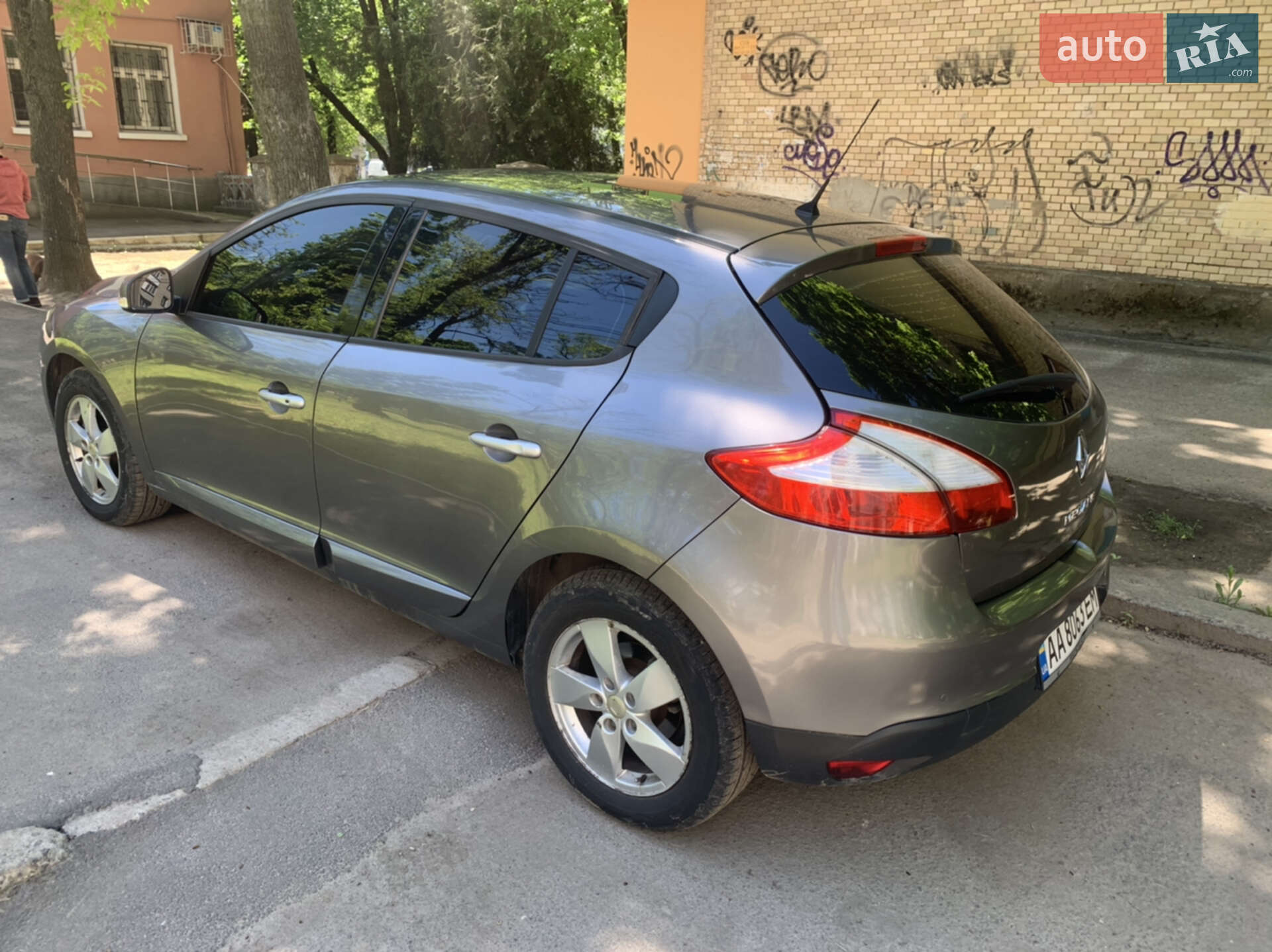 Renault Megane 2010 VIN VF1BZAT0644020462 фото оголошення 6 з 8