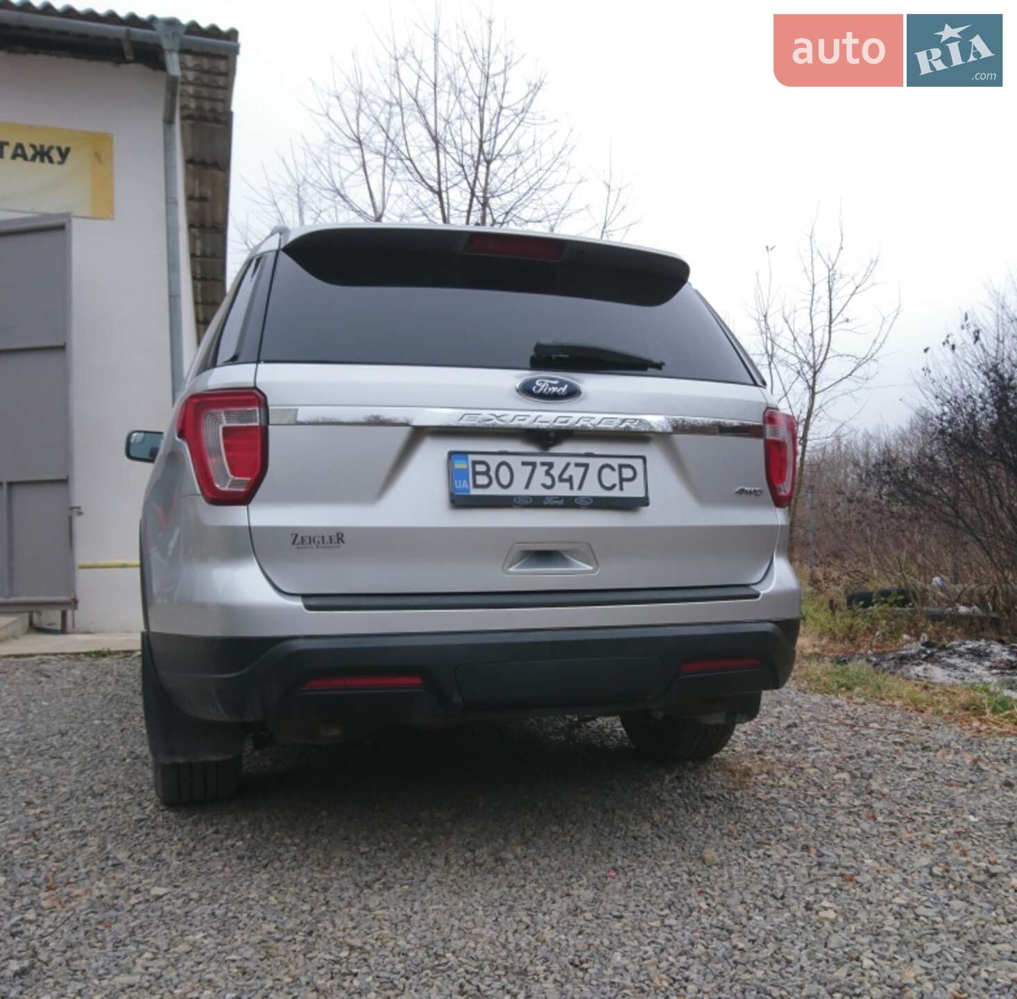 Ford Explorer 2018 VIN 1FM5K8B88JGC24087 фото оголошення 12 з 25