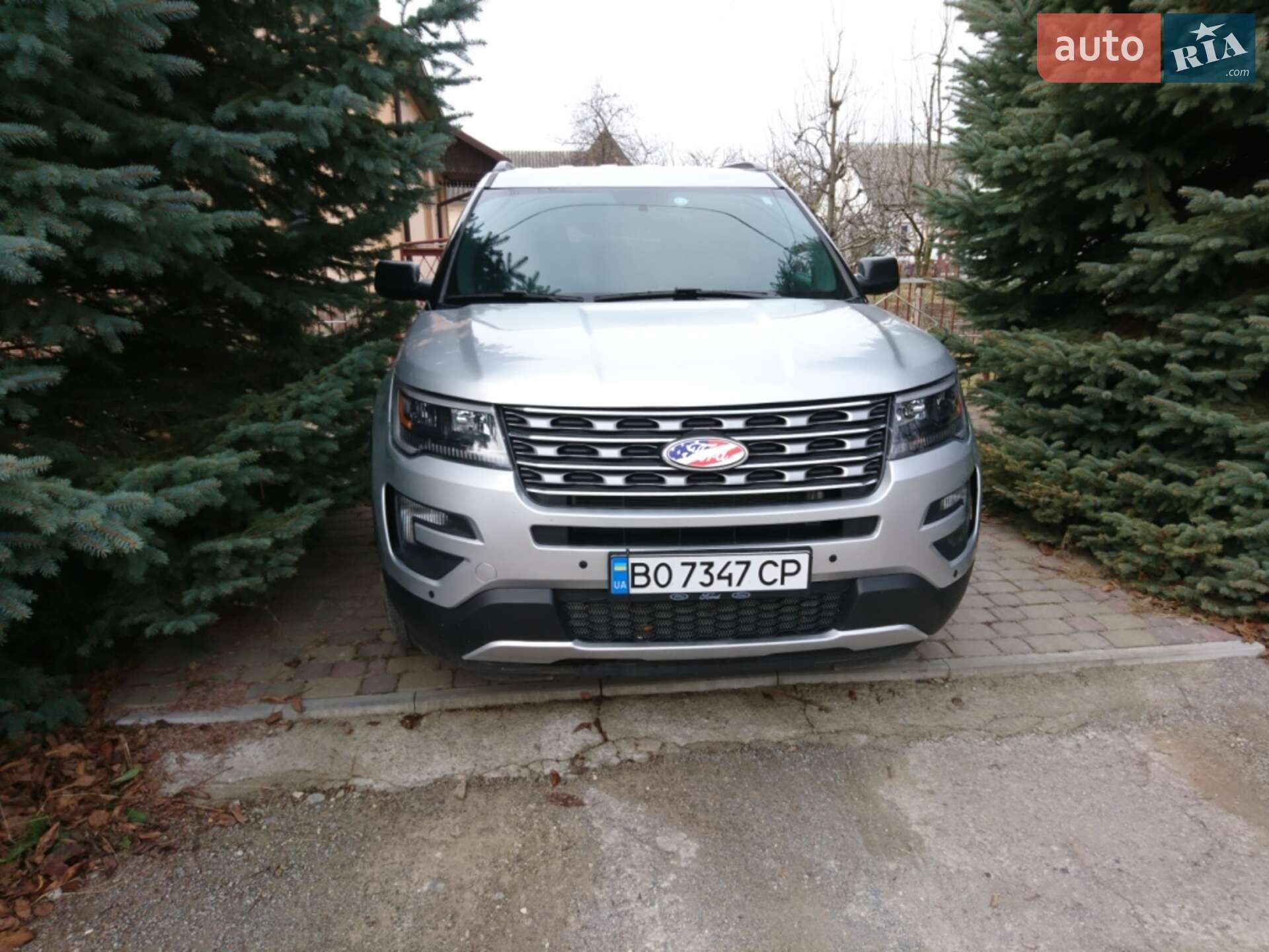 Ford Explorer 2018 VIN 1FM5K8B88JGC24087 фото оголошення 2 з 25
