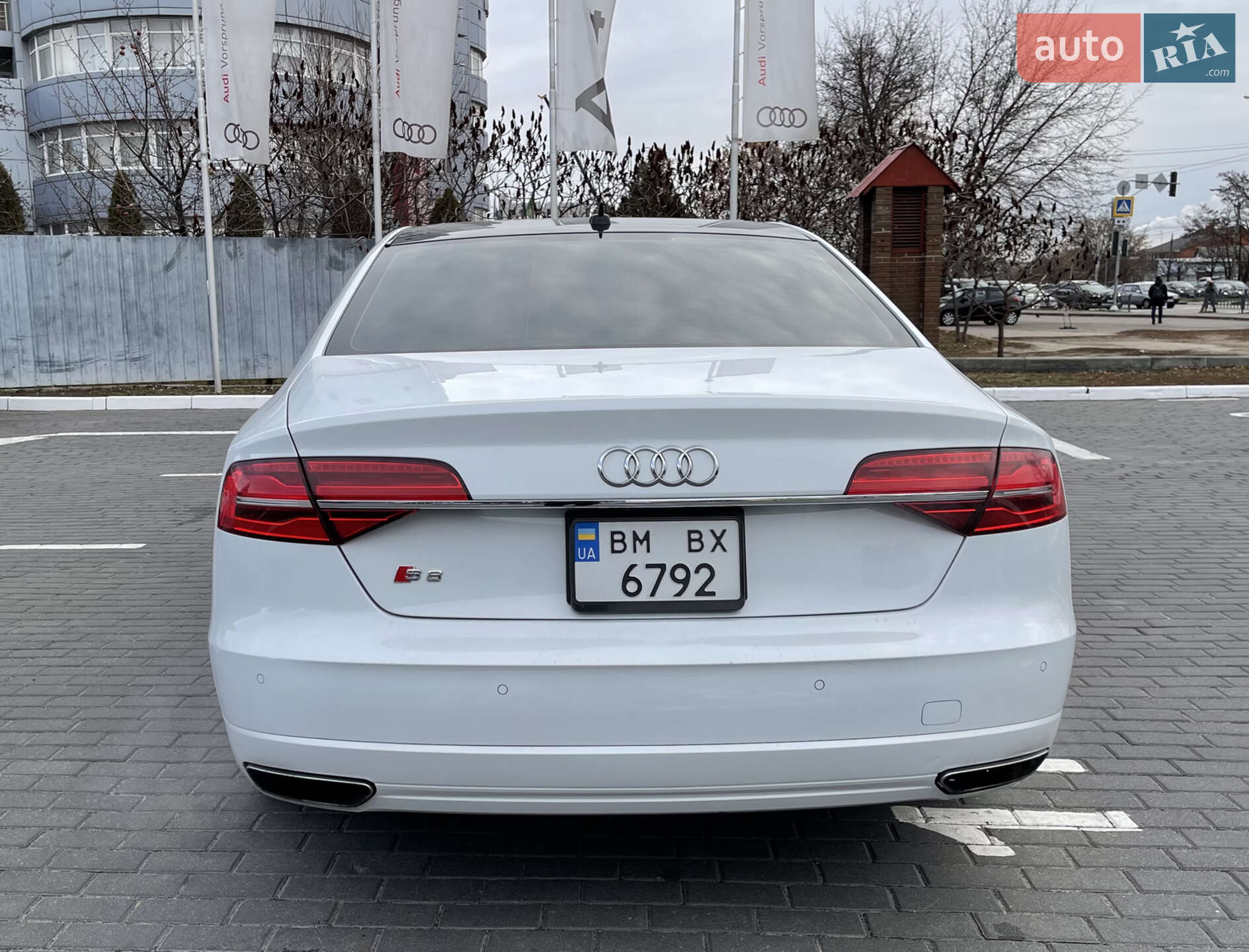 Audi A8 2016 VIN WAU43AFD7GN020054 фото оголошення 21 з 41