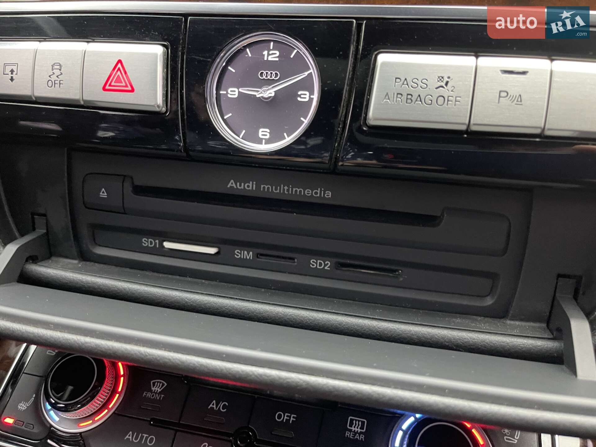 Audi A8 2016 VIN WAU43AFD7GN020054 фото оголошення 41 з 41