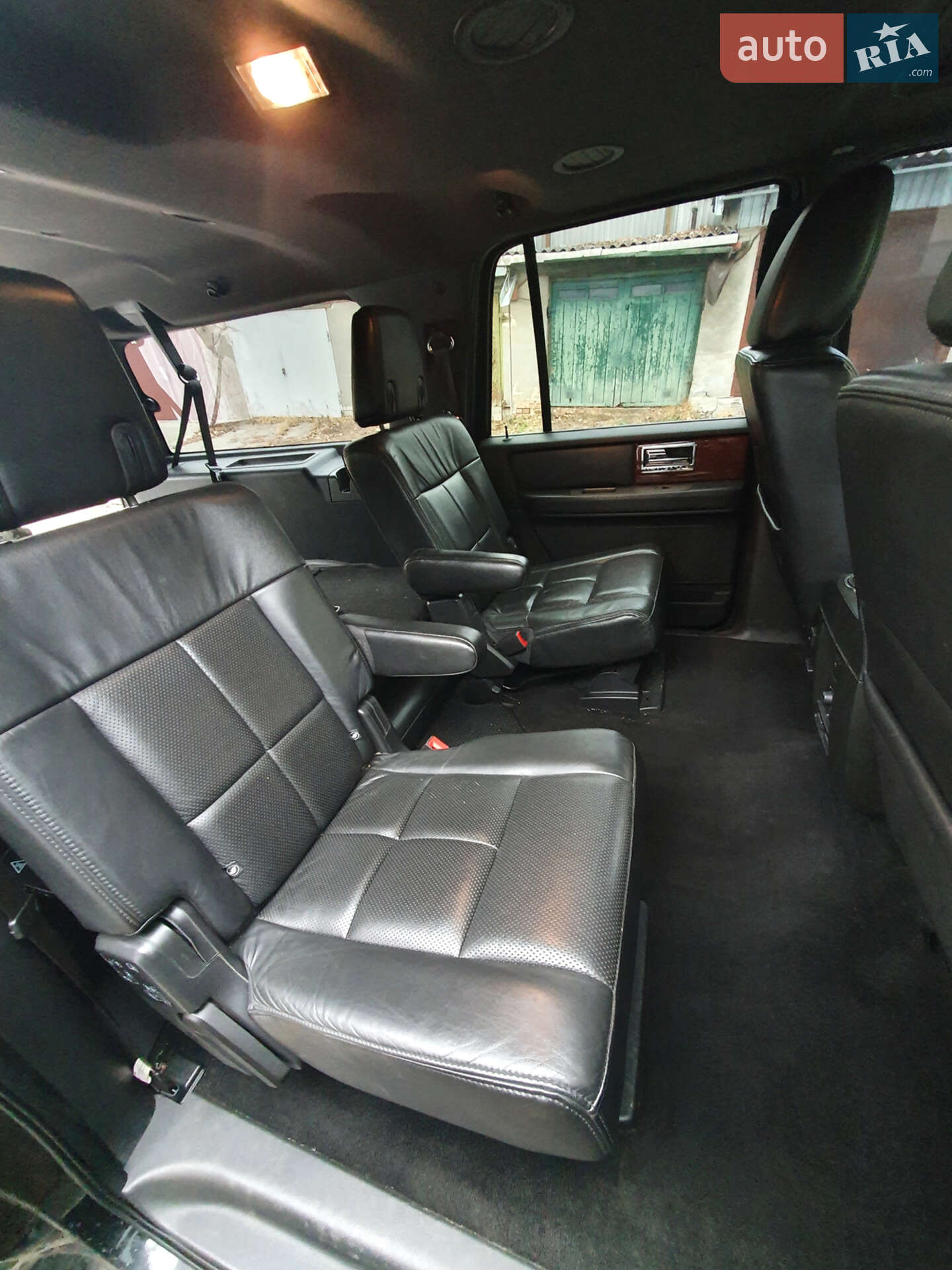 Lincoln Navigator 2012 VIN 5LMJJ3J50CEL07441 фото оголошення 23 з 35