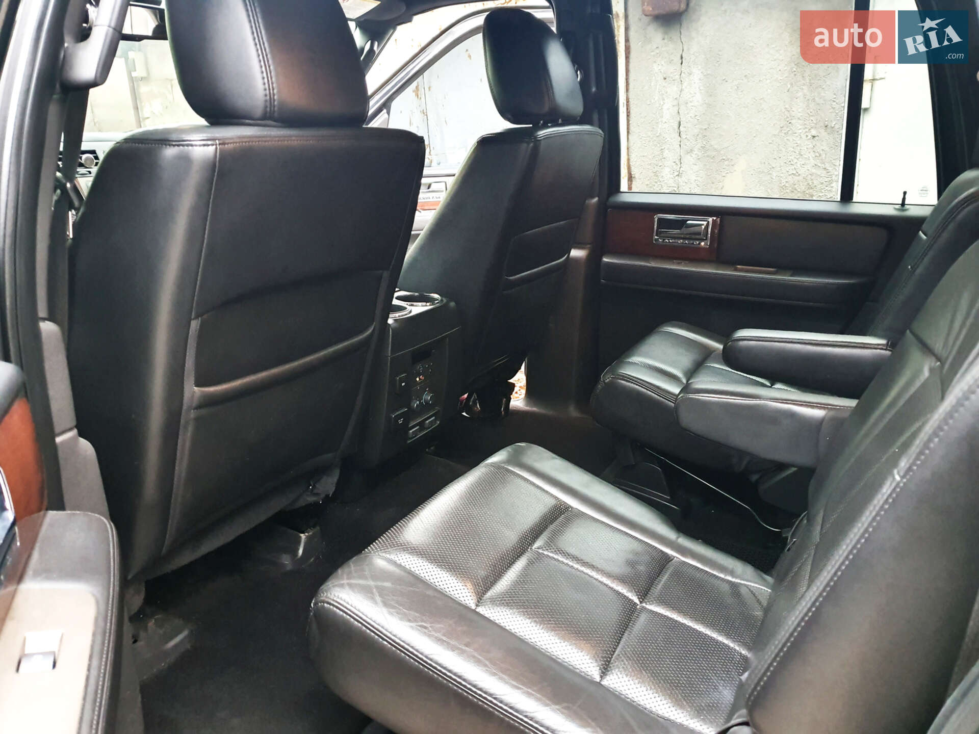 Lincoln Navigator 2012 VIN 5LMJJ3J50CEL07441 фото оголошення 26 з 35
