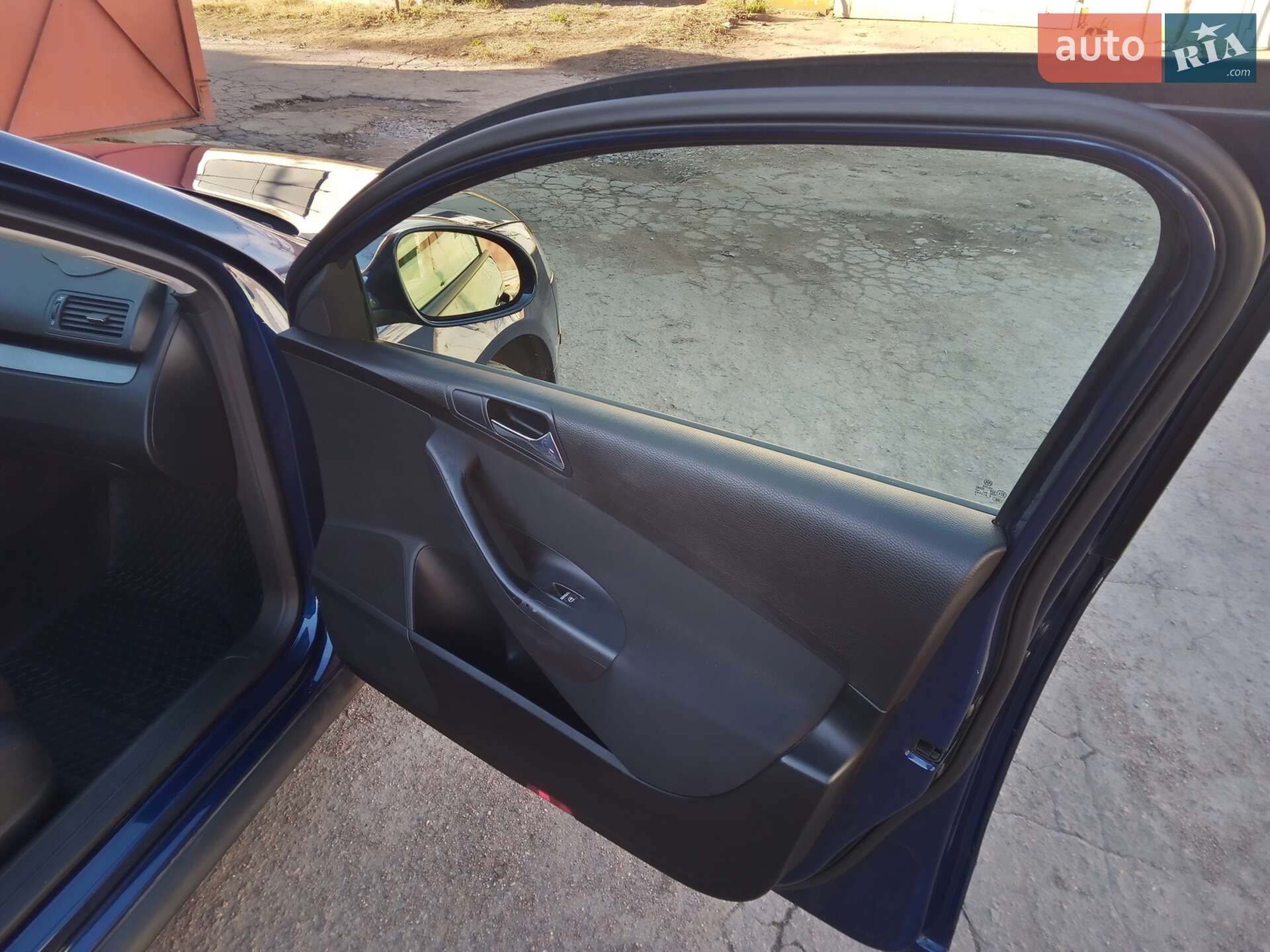 Volkswagen Passat 2005 VIN WVWZZZ3CZ6E049323 фото оголошення 16 з 24