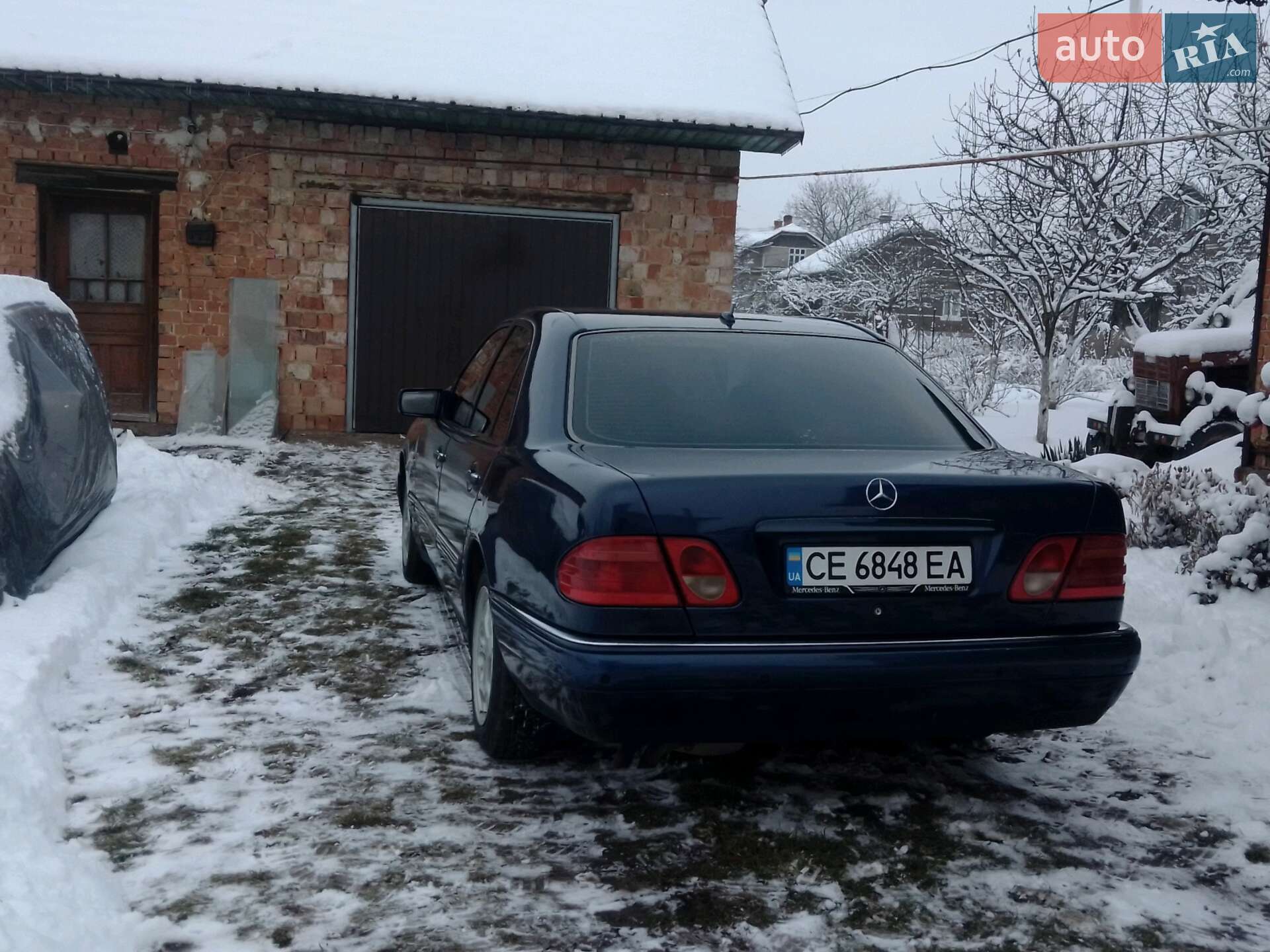 Mercedes-Benz E-Class 1998 VIN WDB1240261A754688 фото оголошення 4 з 17