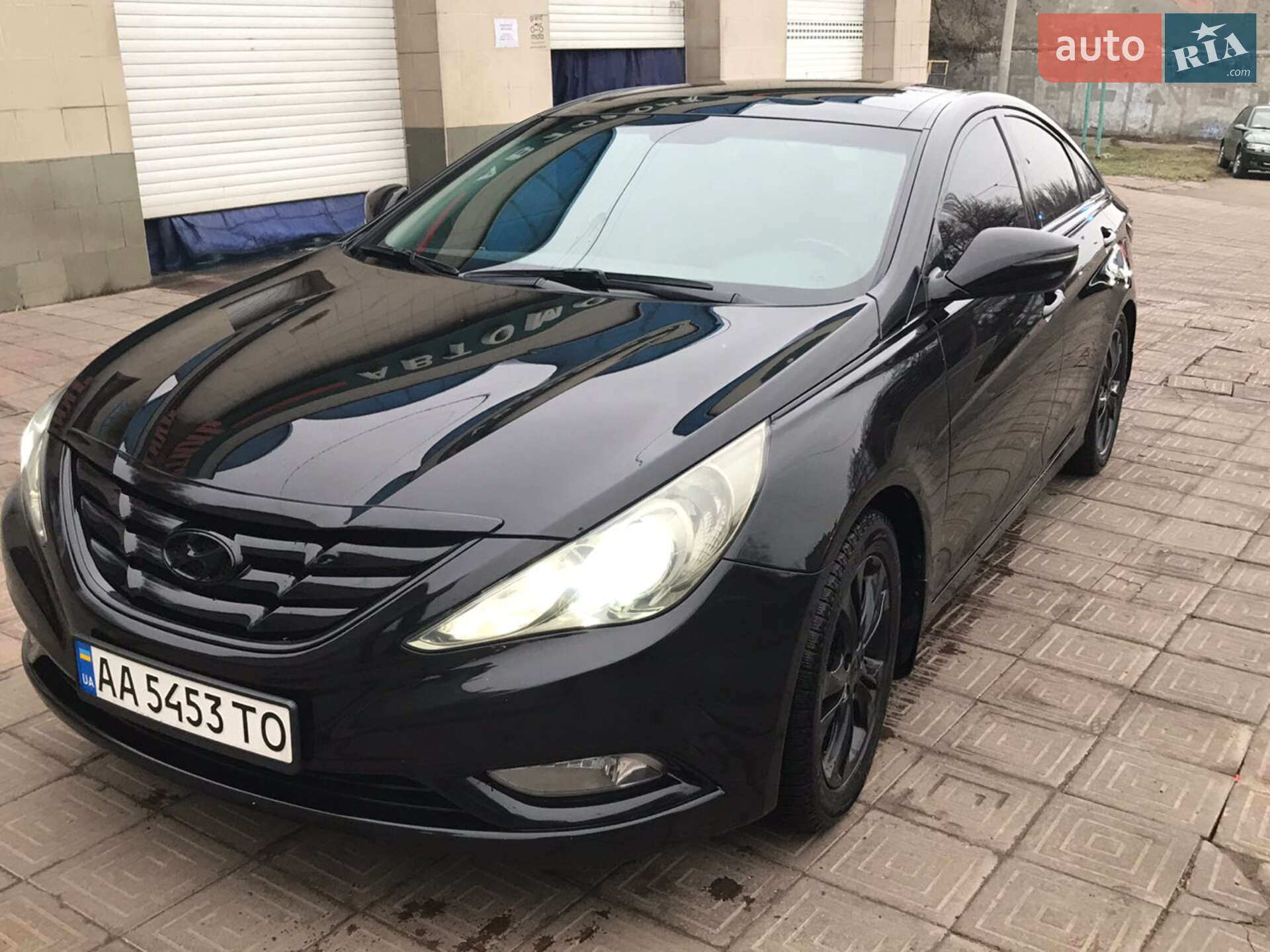 Hyundai Sonata 2010 VIN KMHEC41CBBA223551 фото оголошення 2 з 9