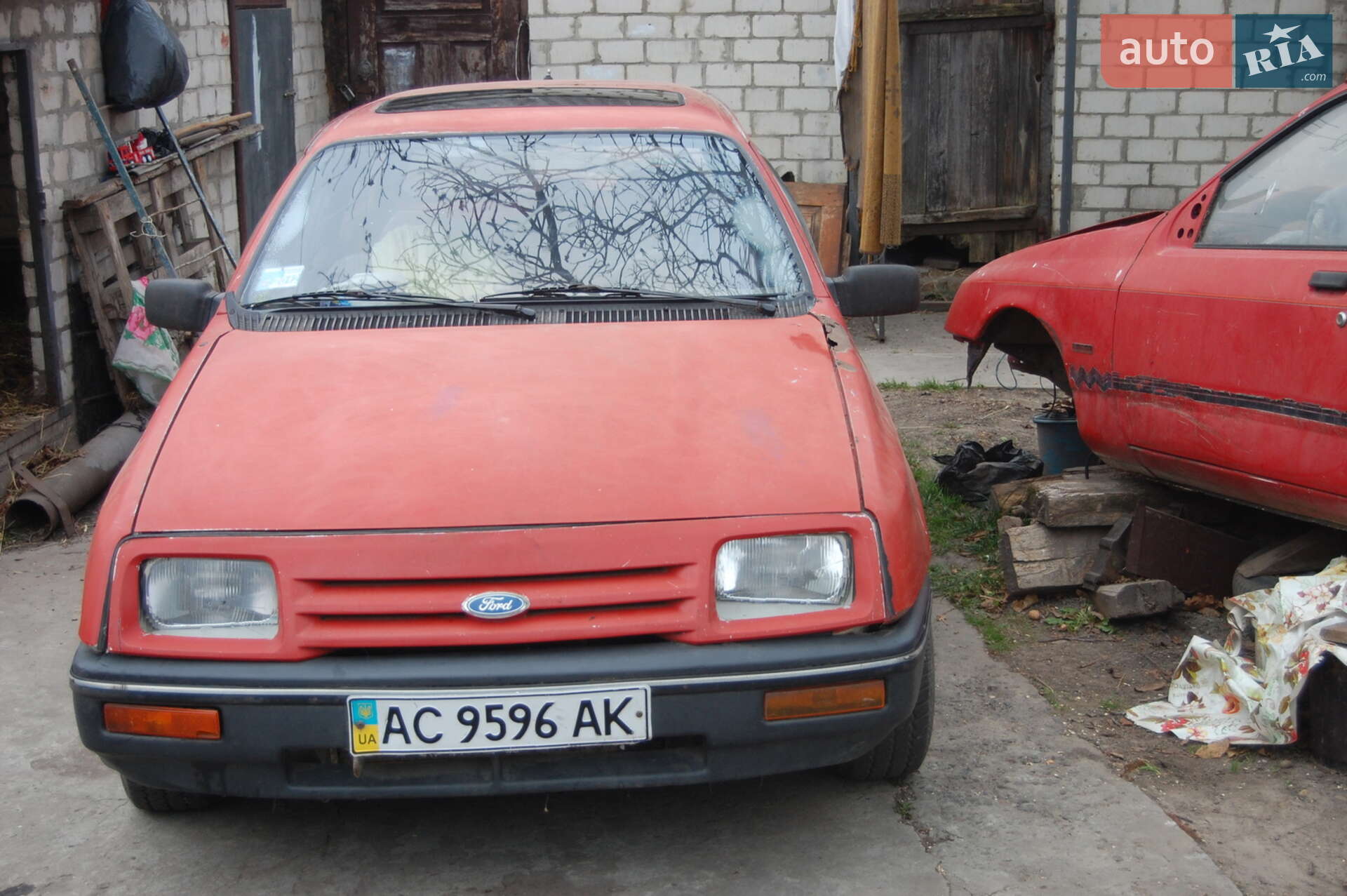 Ford Sierra 1986 VIN WF0NXXGBBNGT44364 фото оголошення 2 з 8