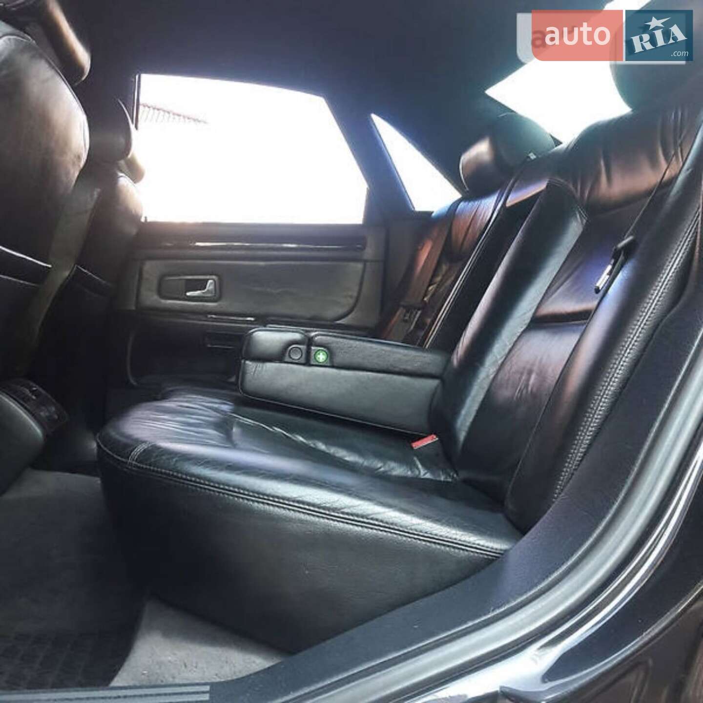 Audi A8 2000 VIN WAUZZZ4DZYN011702 фото оголошення 4 з 9