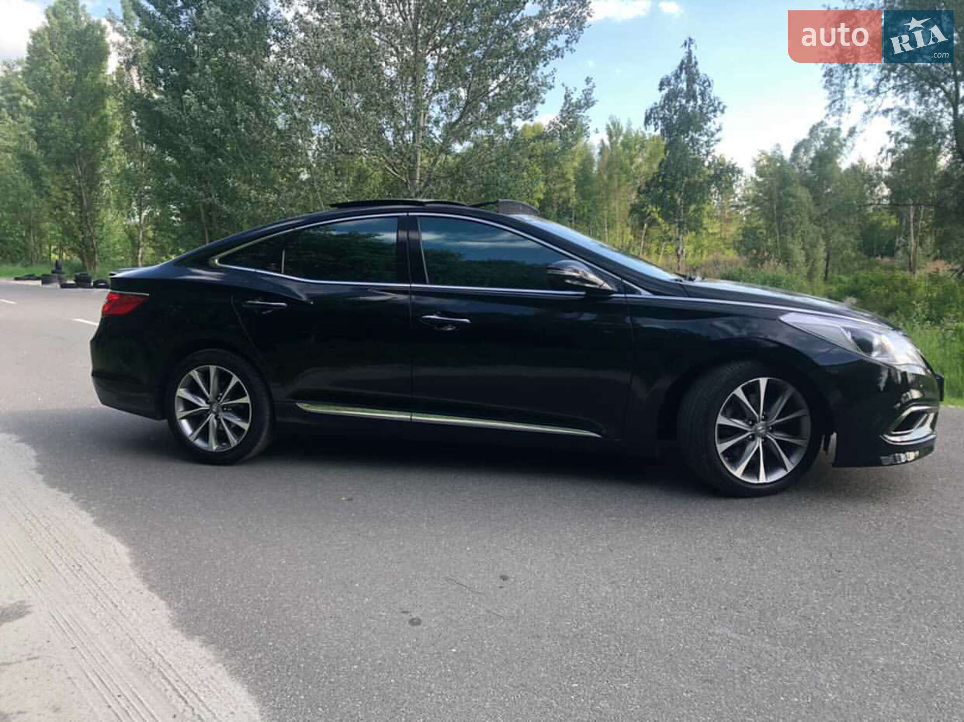Hyundai Grandeur 2014 VIN KMHFF41RBFA442124 фото оголошення 2 з 14