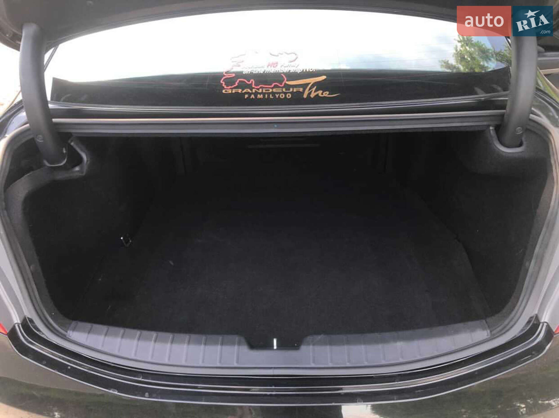 Hyundai Grandeur 2014 VIN KMHFF41RBFA442124 фото оголошення 8 з 14