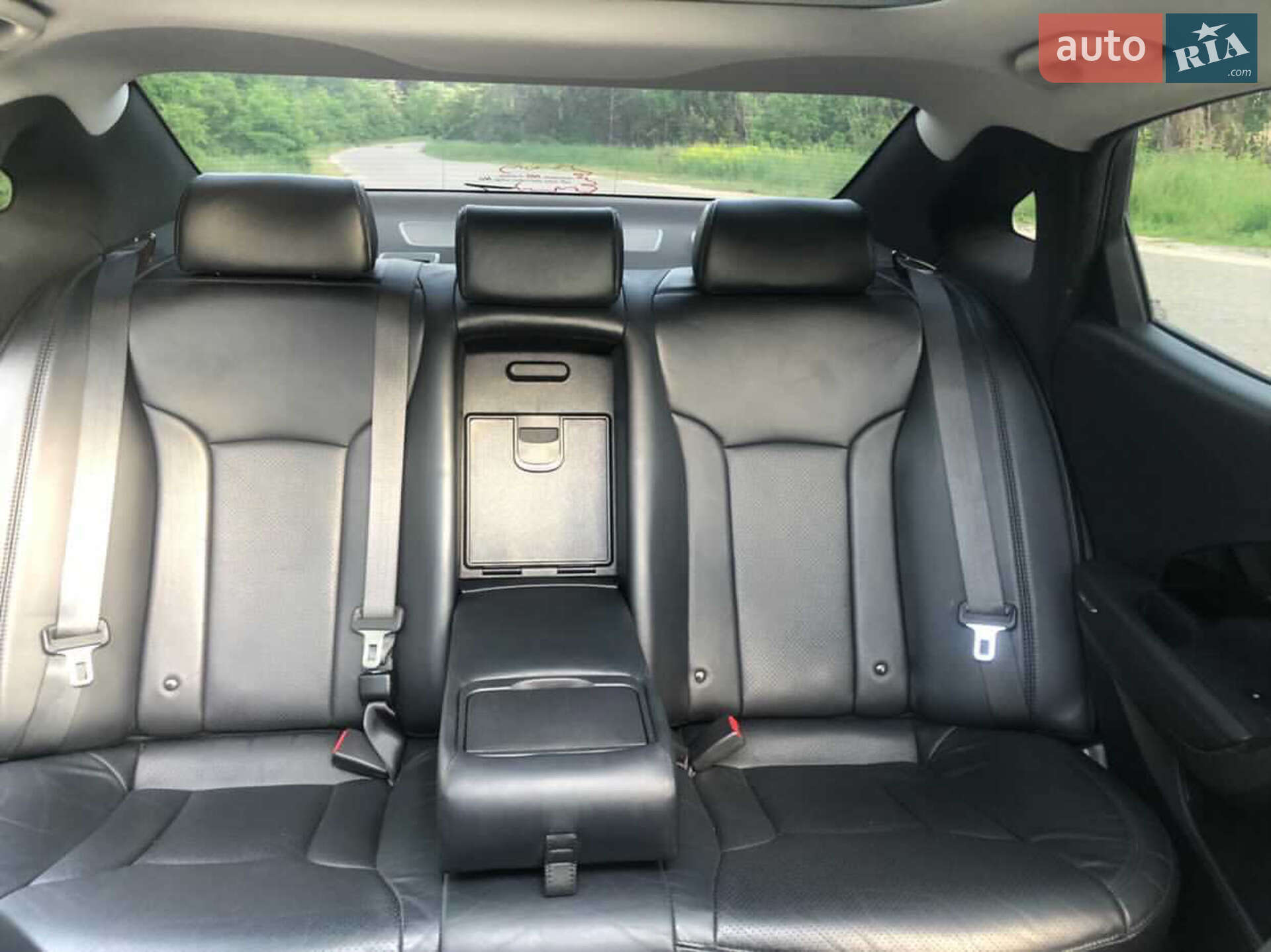 Hyundai Grandeur 2014 VIN KMHFF41RBFA442124 фото оголошення 13 з 14