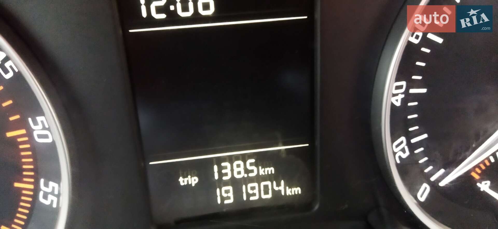 Skoda Octavia 2009 VIN TMBJS61Z692022438 фото оголошення 3 з 7