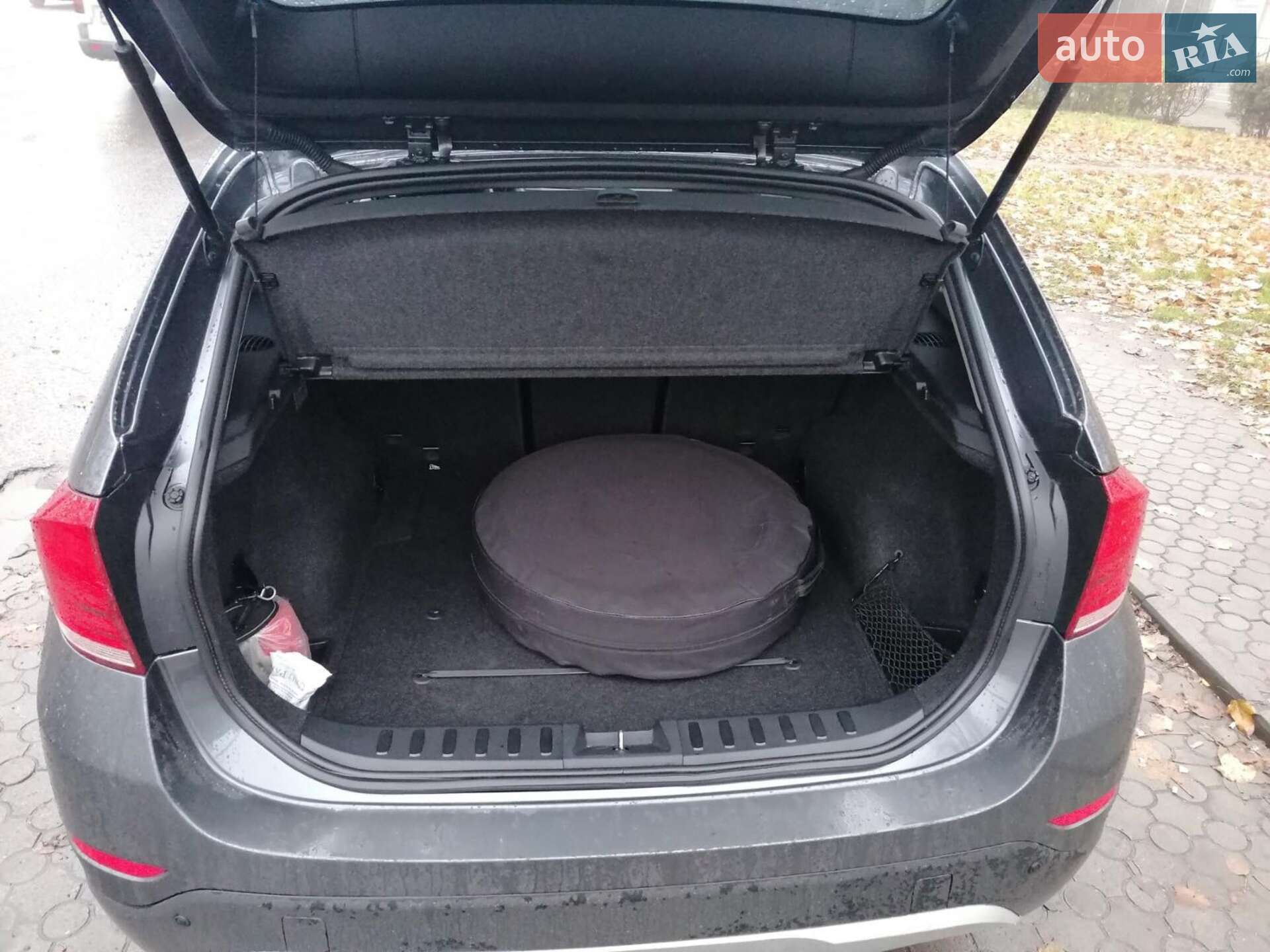 BMW X1 2013 VIN WBAVL1C59EVR93225 фото оголошення 3 з 4