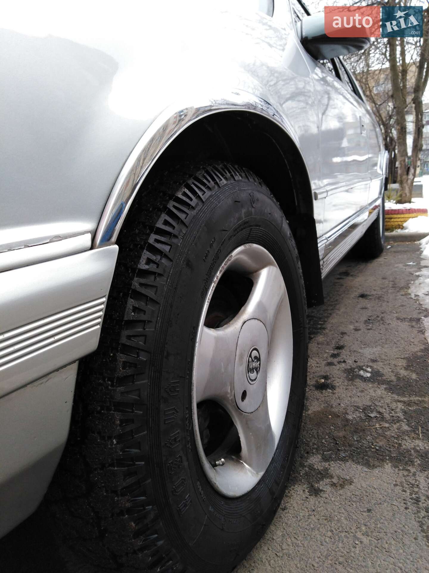 Plymouth Acclaim 1990 VIN 1P3XA56K9LF879694 фото оголошення 5 з 14