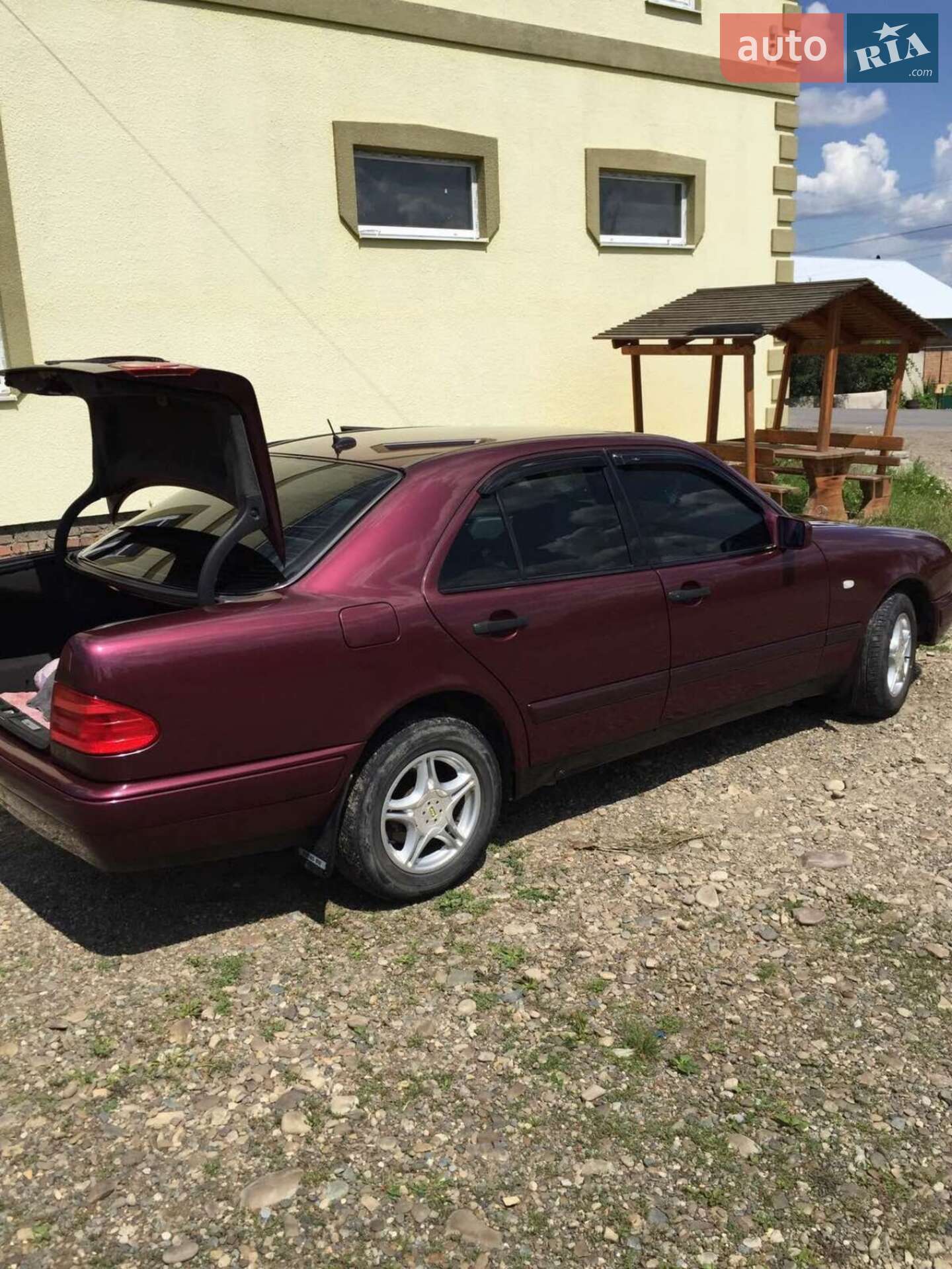 Mercedes-Benz E-Class 1998 VIN WDB2100351A678863 фото оголошення 12 з 13