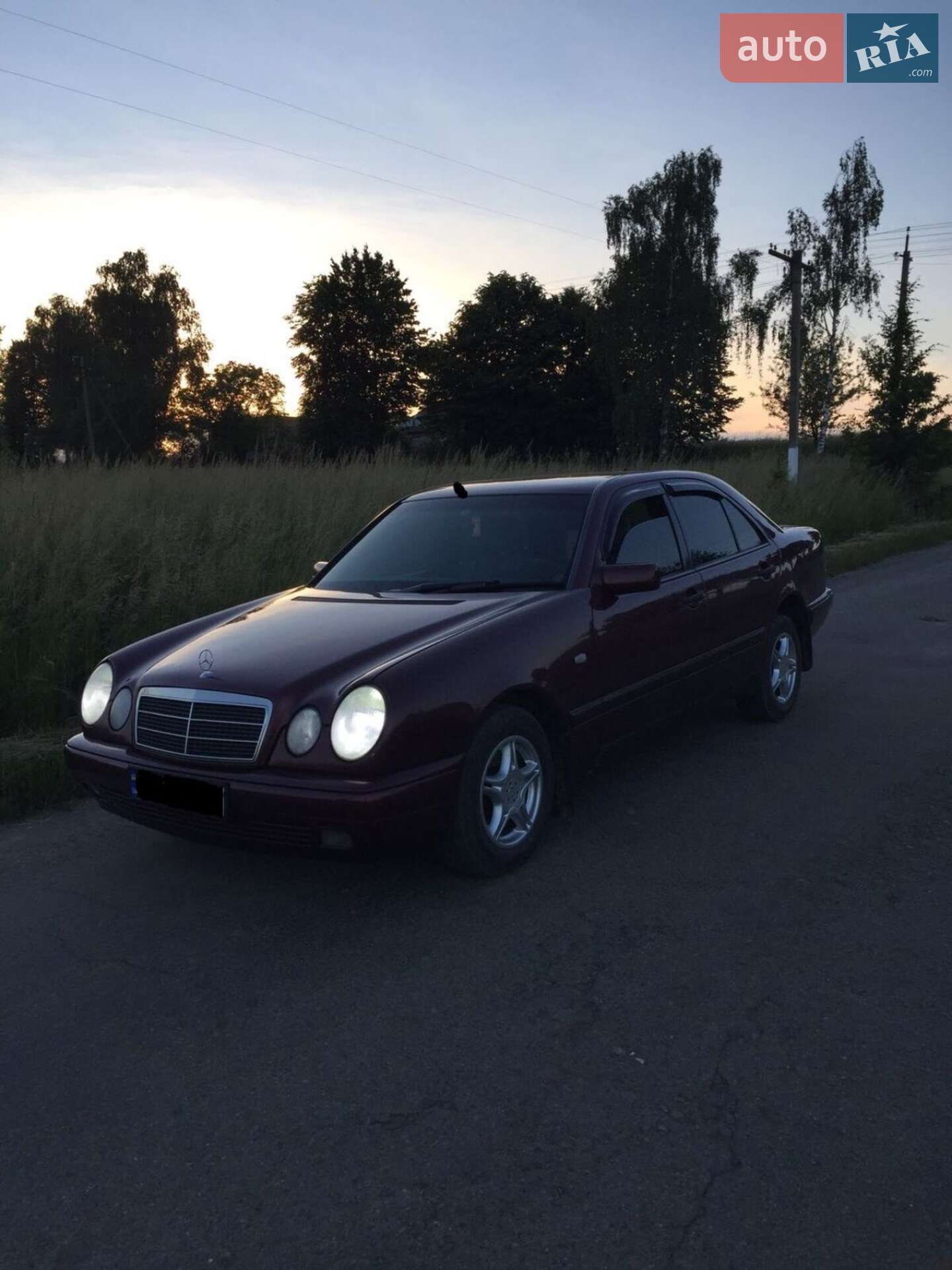 Mercedes-Benz E-Class 1998 VIN WDB2100351A678863 фото оголошення 2 з 13