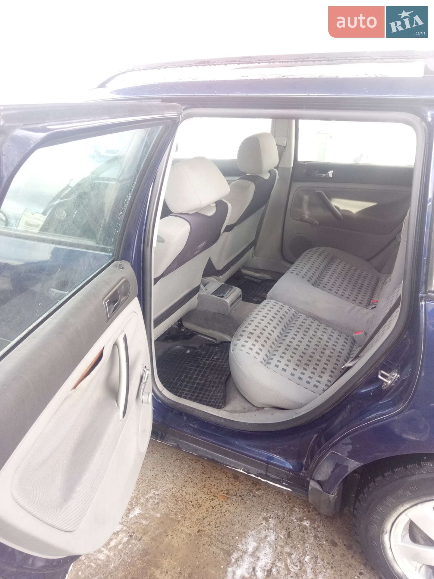 Volkswagen Passat 2000 VIN WVWZZZ3BZYE276100 фото оголошення 14 з 19