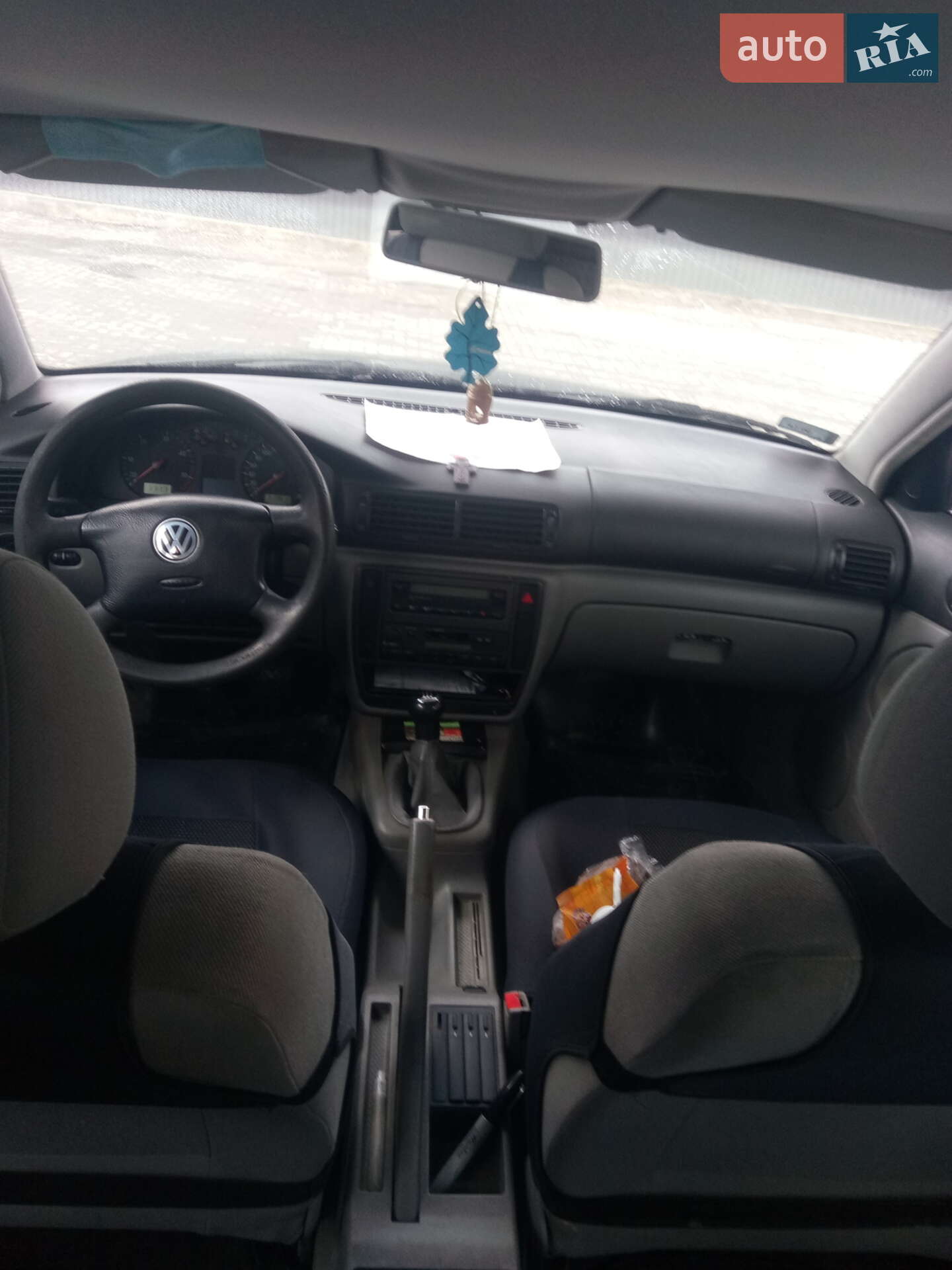 Volkswagen Passat 2000 VIN WVWZZZ3BZYE276100 фото оголошення 17 з 19