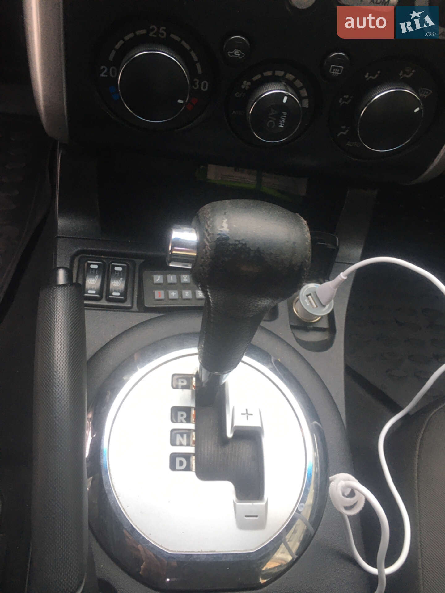 Mitsubishi Galant 2007 VIN 4MBSRDJ1A7E702269 фото оголошення 5 з 22
