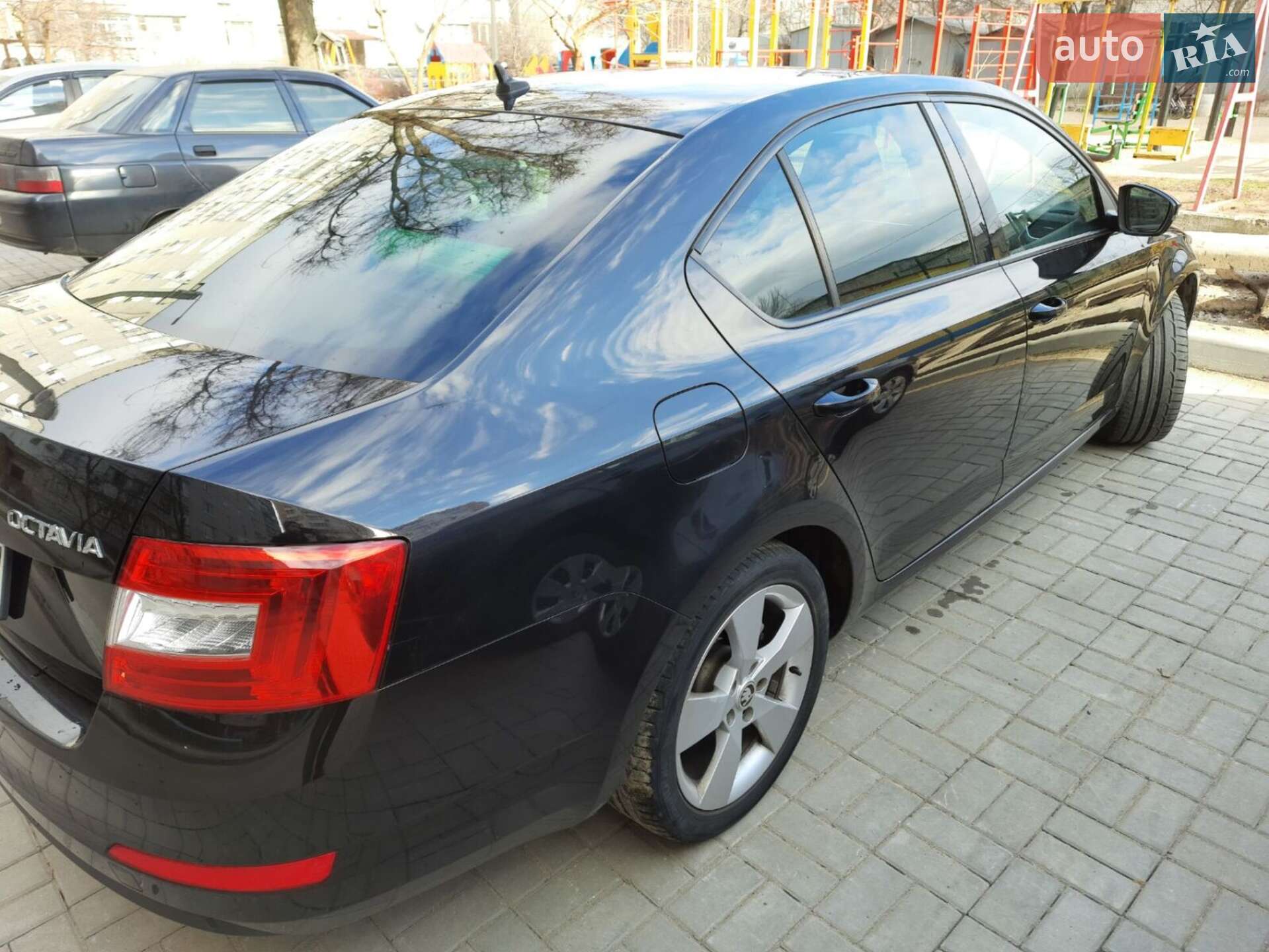 Skoda Octavia 2016 VIN TMBAG7NE6H0131197 фото оголошення 10 з 21