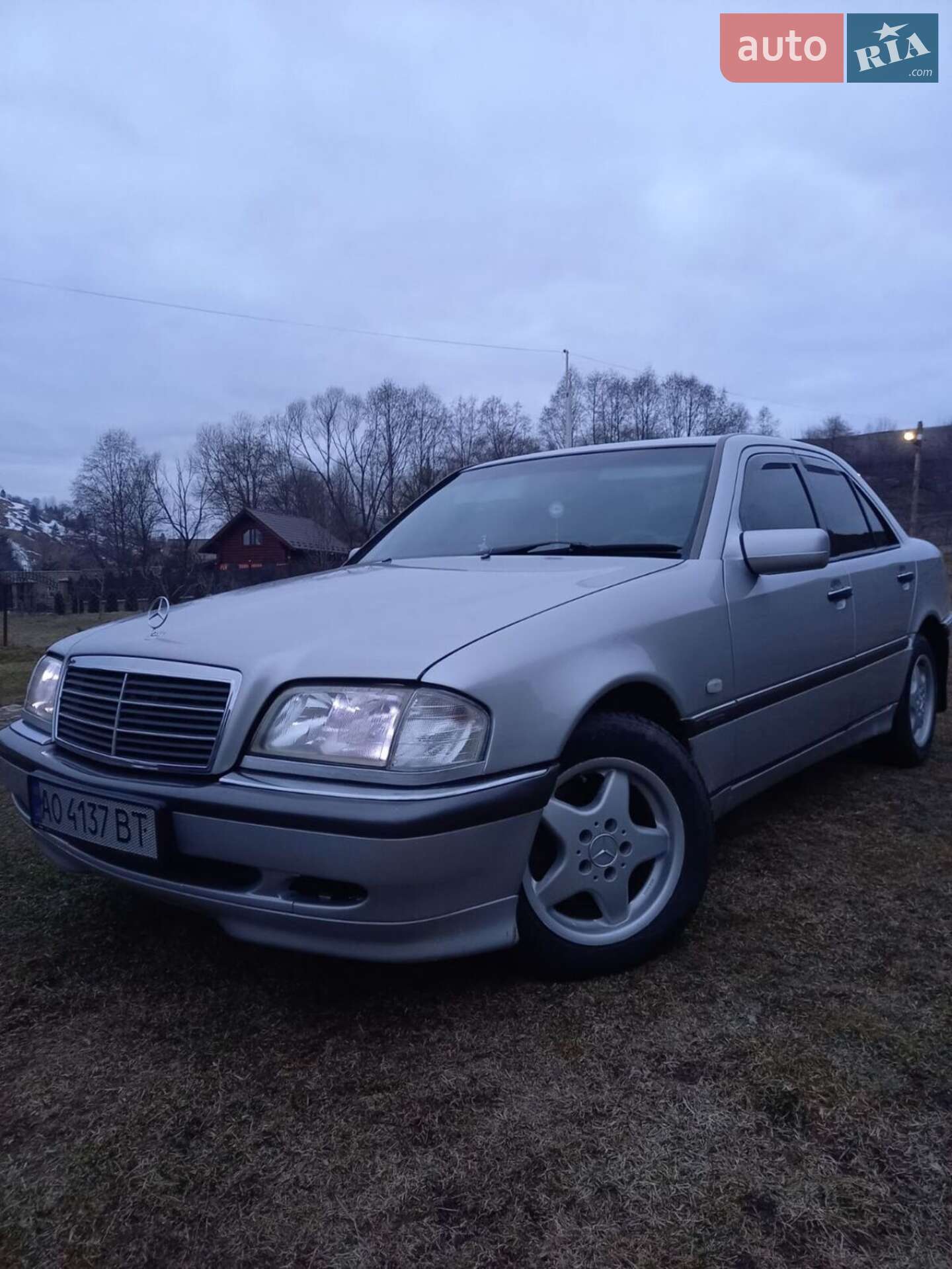 Mercedes-Benz C-Class 1998 VIN WDB2020181A693243 фото оголошення 2 з 3