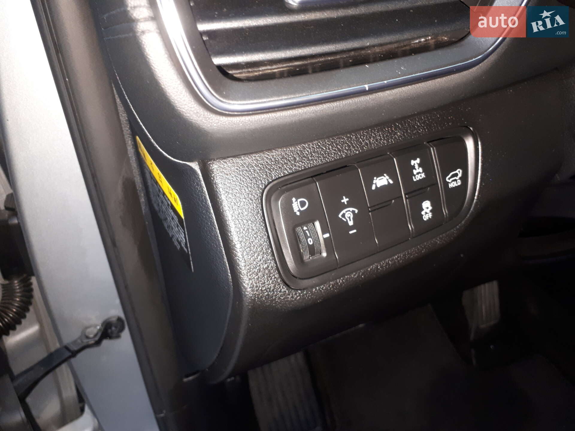 Hyundai Santa FE 2018 VIN KMHS281BDKU063046 фото оголошення 7 з 30