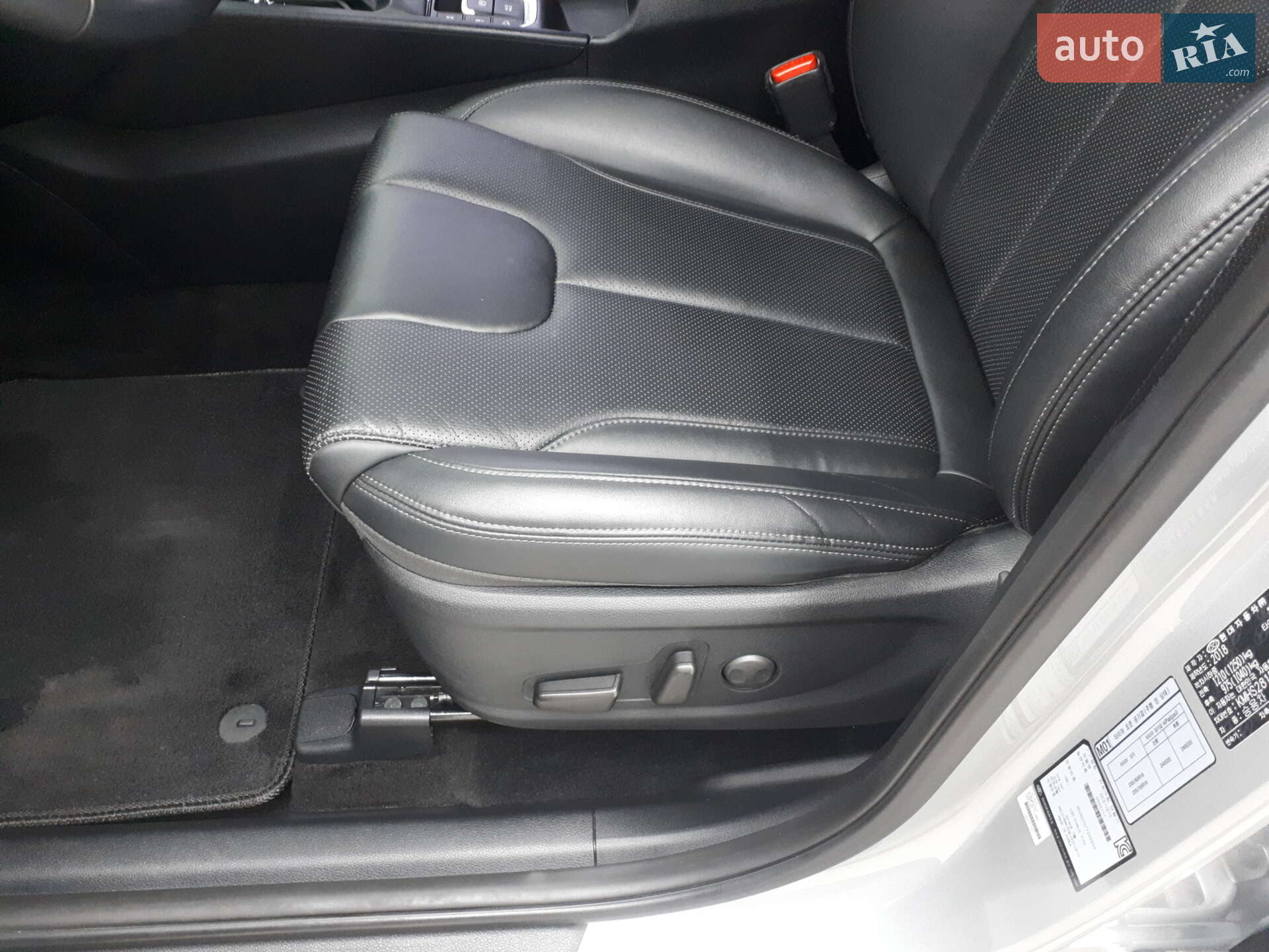 Hyundai Santa FE 2018 VIN KMHS281BDKU063046 фото оголошення 9 з 30