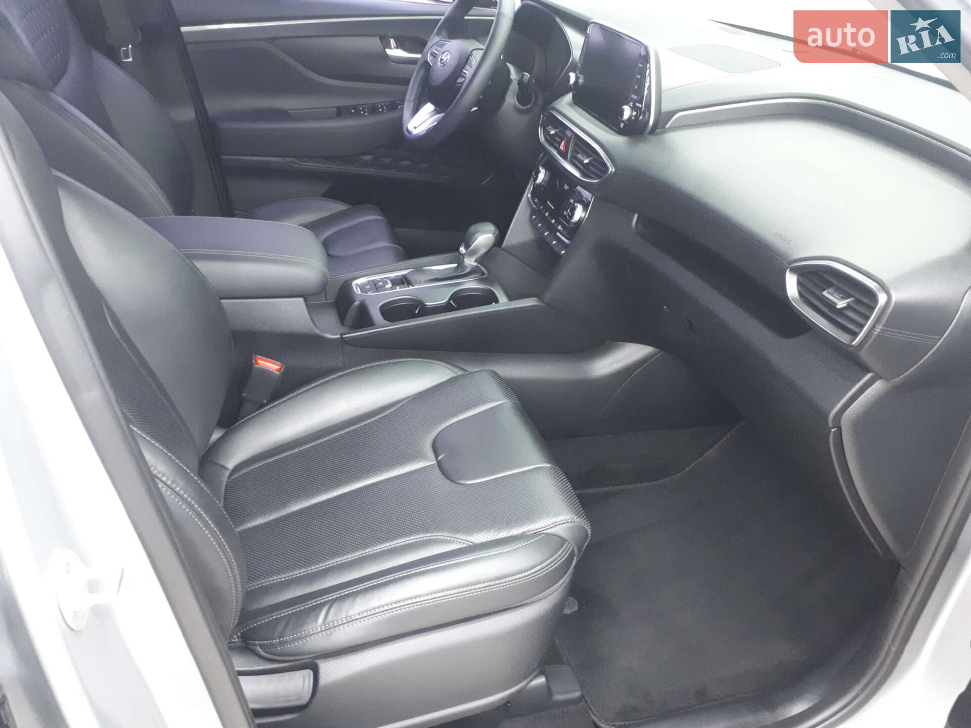 Hyundai Santa FE 2018 VIN KMHS281BDKU063046 фото оголошення 16 з 30