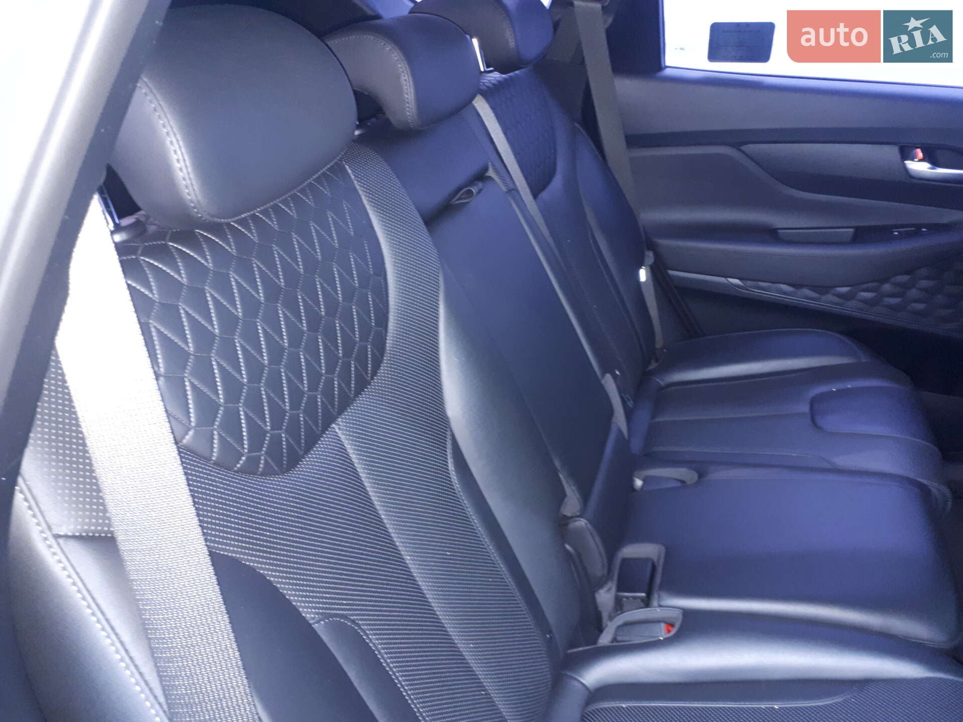 Hyundai Santa FE 2018 VIN KMHS281BDKU063046 фото оголошення 17 з 30