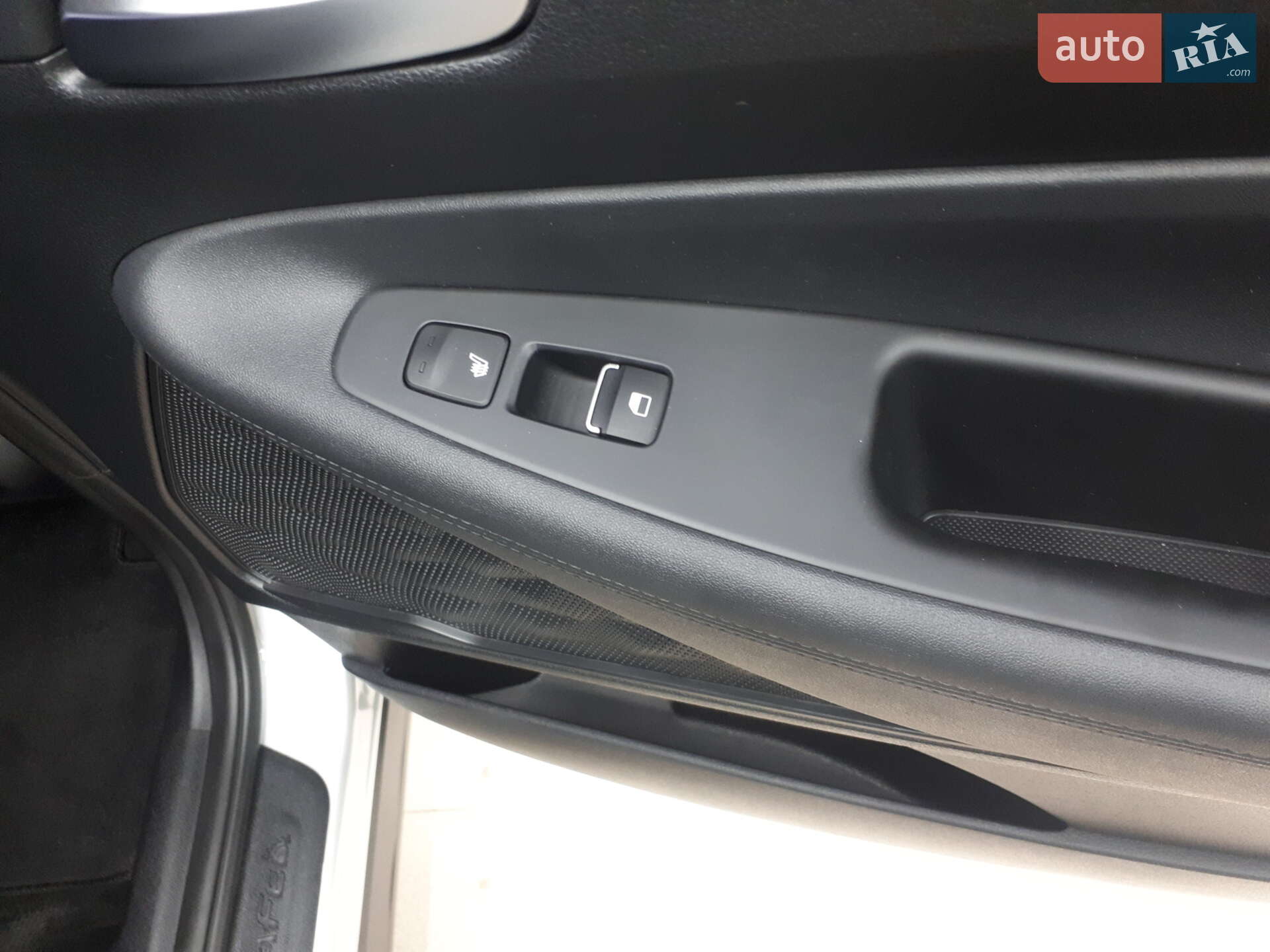 Hyundai Santa FE 2018 VIN KMHS281BDKU063046 фото оголошення 21 з 30