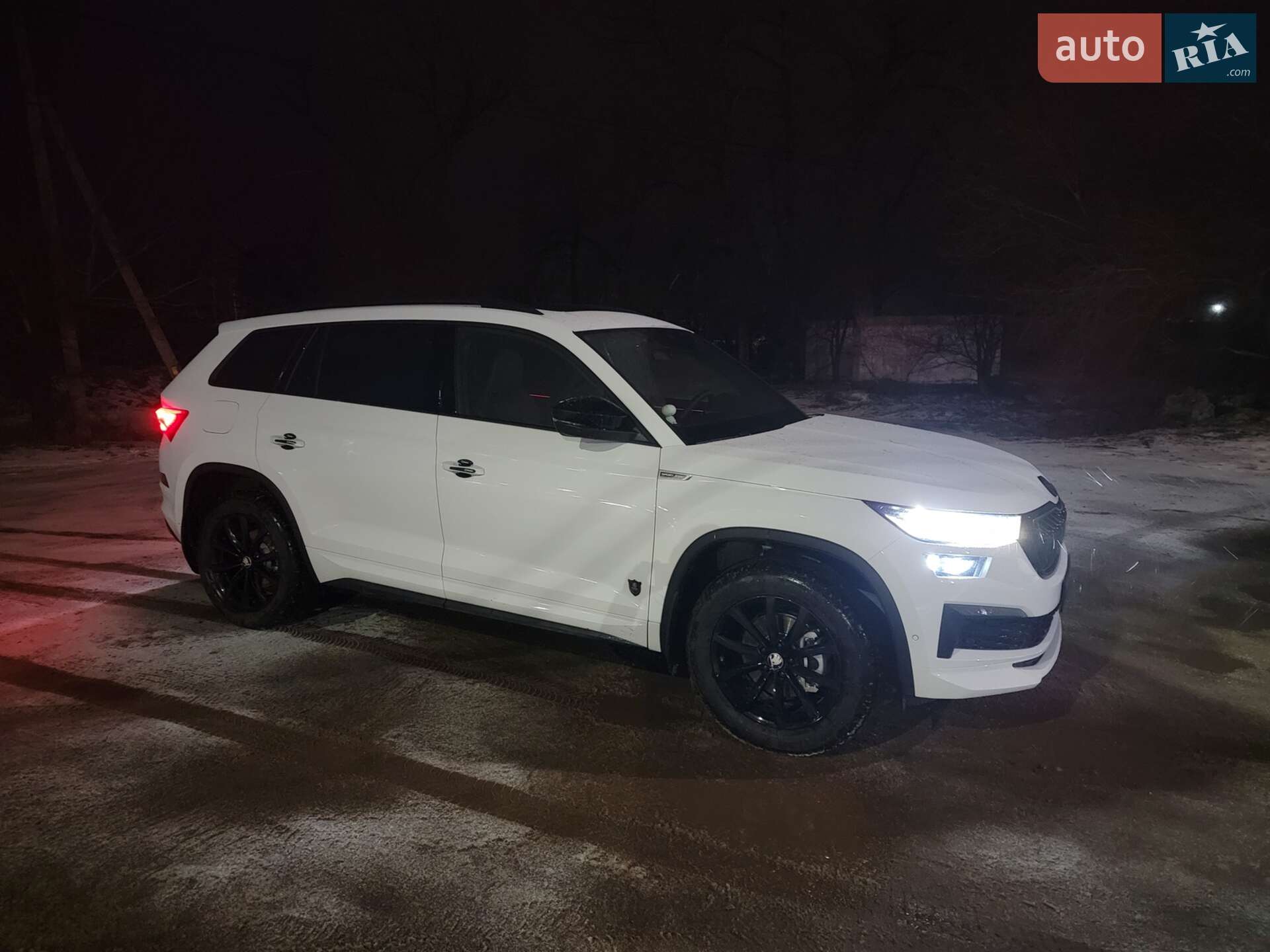 Skoda Kodiaq 2021 VIN TMBLJ7NS5NB400323 фото оголошення 8 з 35