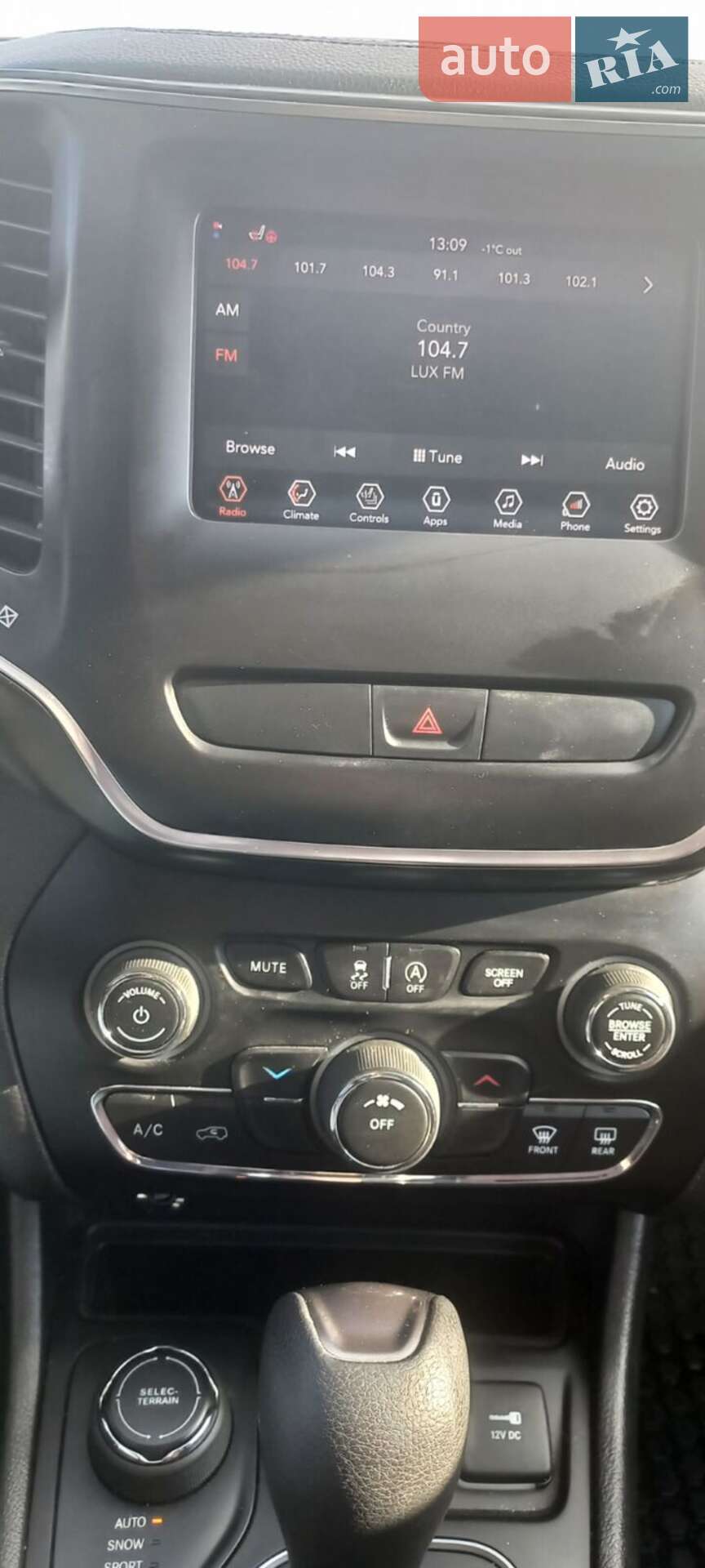 Jeep Cherokee 2019 VIN 1C4PJMCX8KD127523 фото оголошення 16 з 31